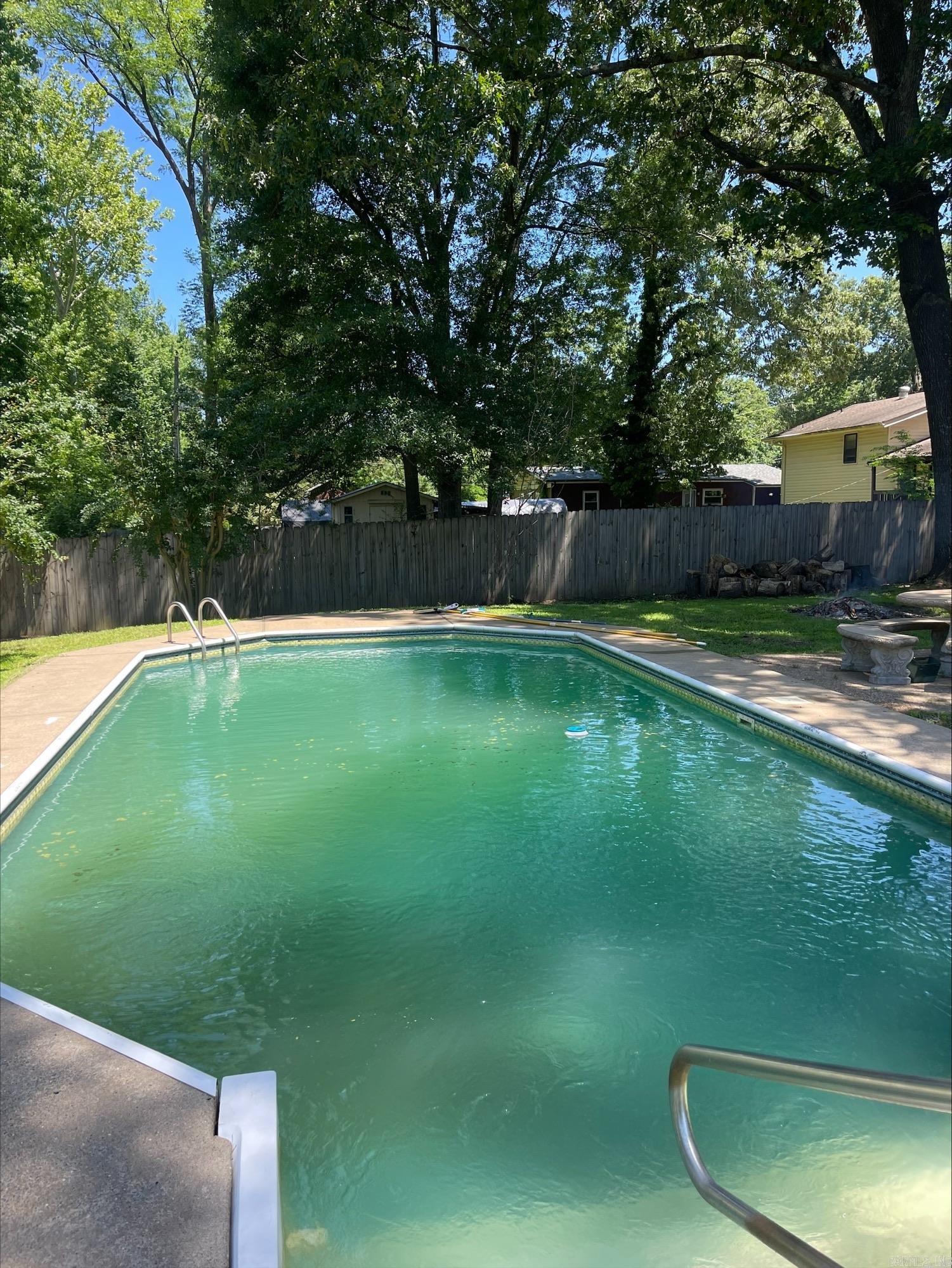 1210 N Jeff Davis St  Jacksonville, AR