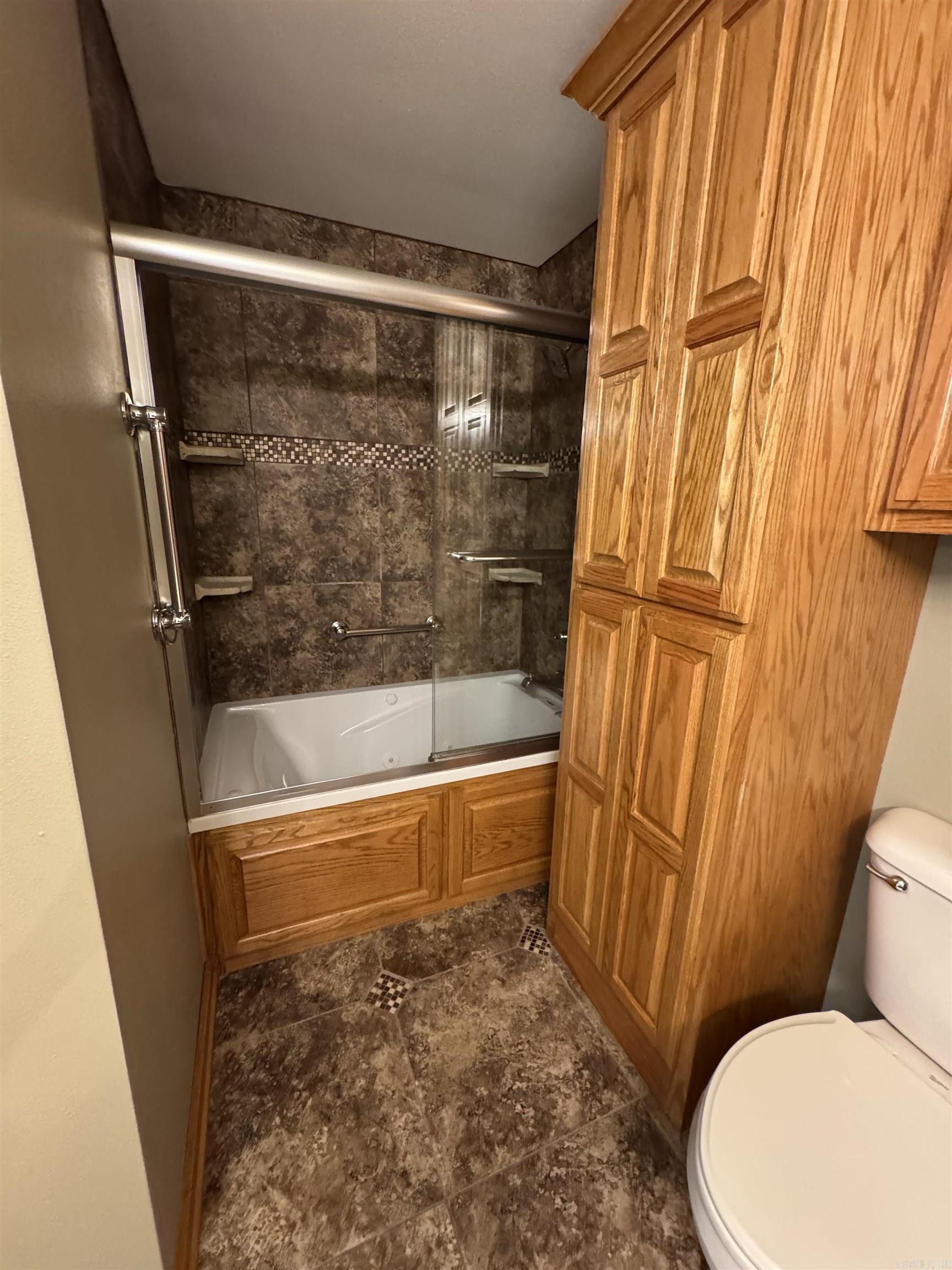 235 Tucker Austin, AR 72007