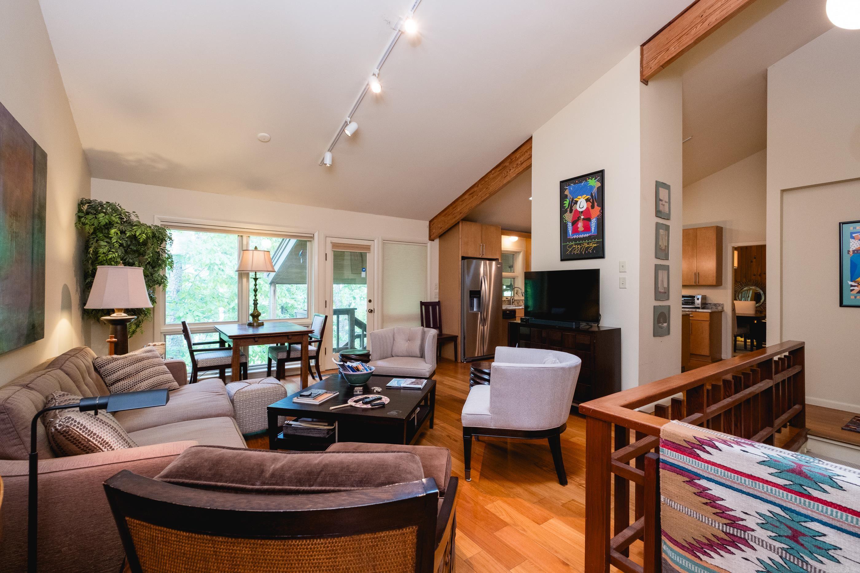 17  Racquet  Little Rock, AR