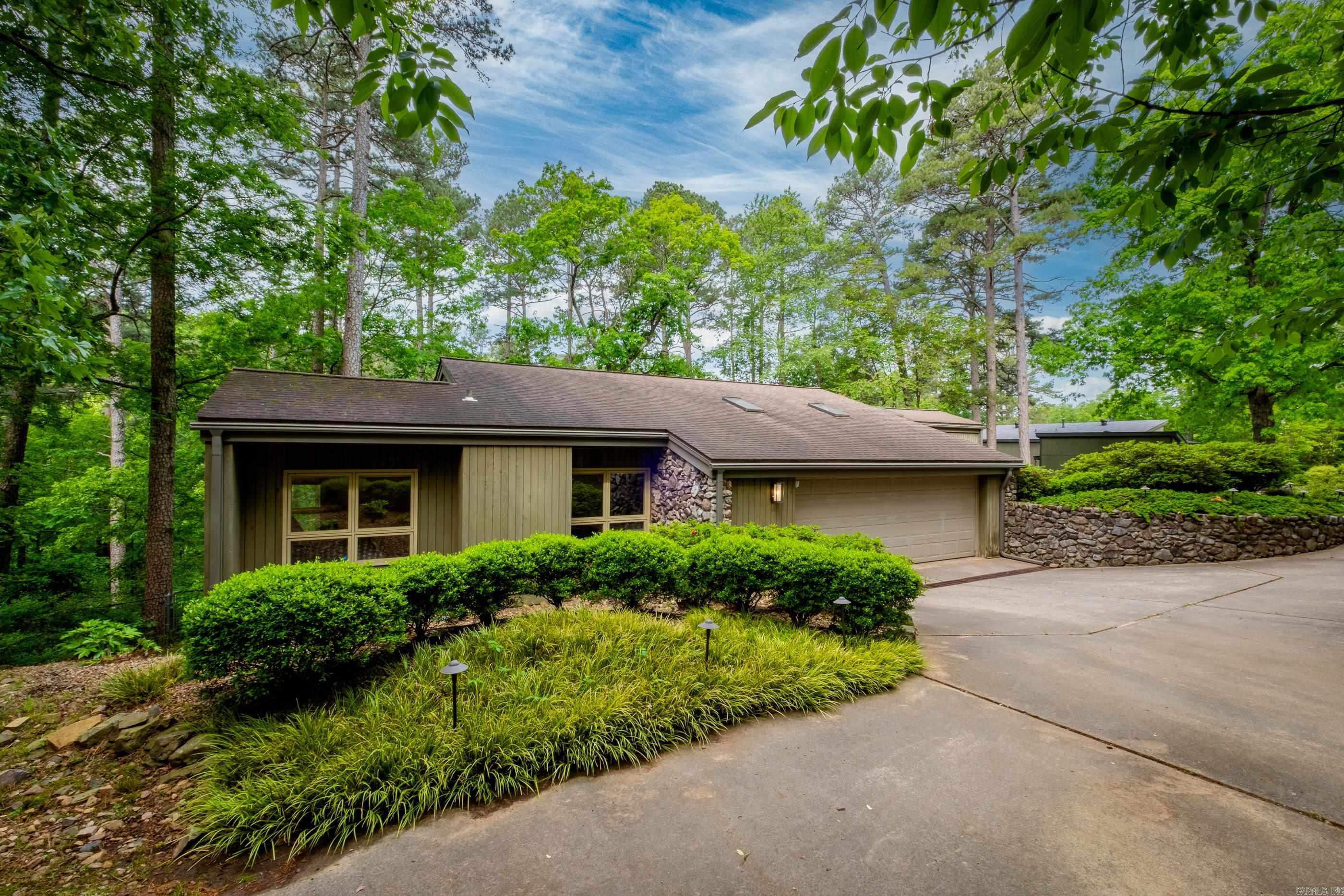 17  Racquet  Little Rock, AR