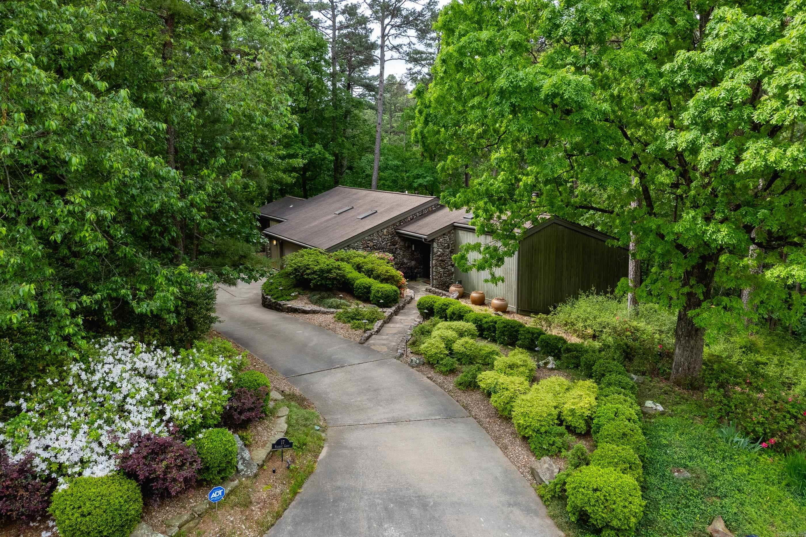 17  Racquet  Little Rock, AR
