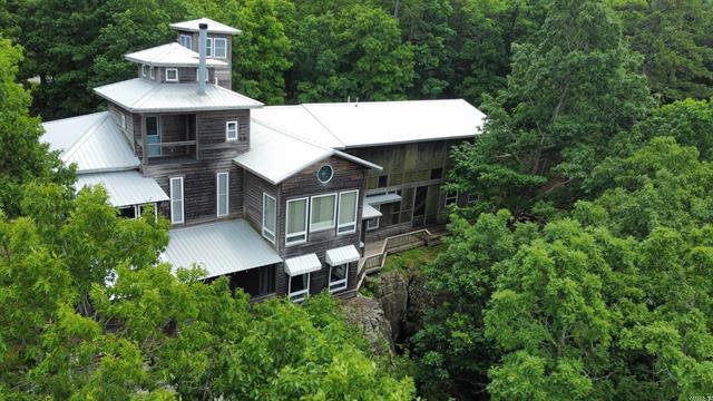 1349  Kahoka  Mountain View, AR