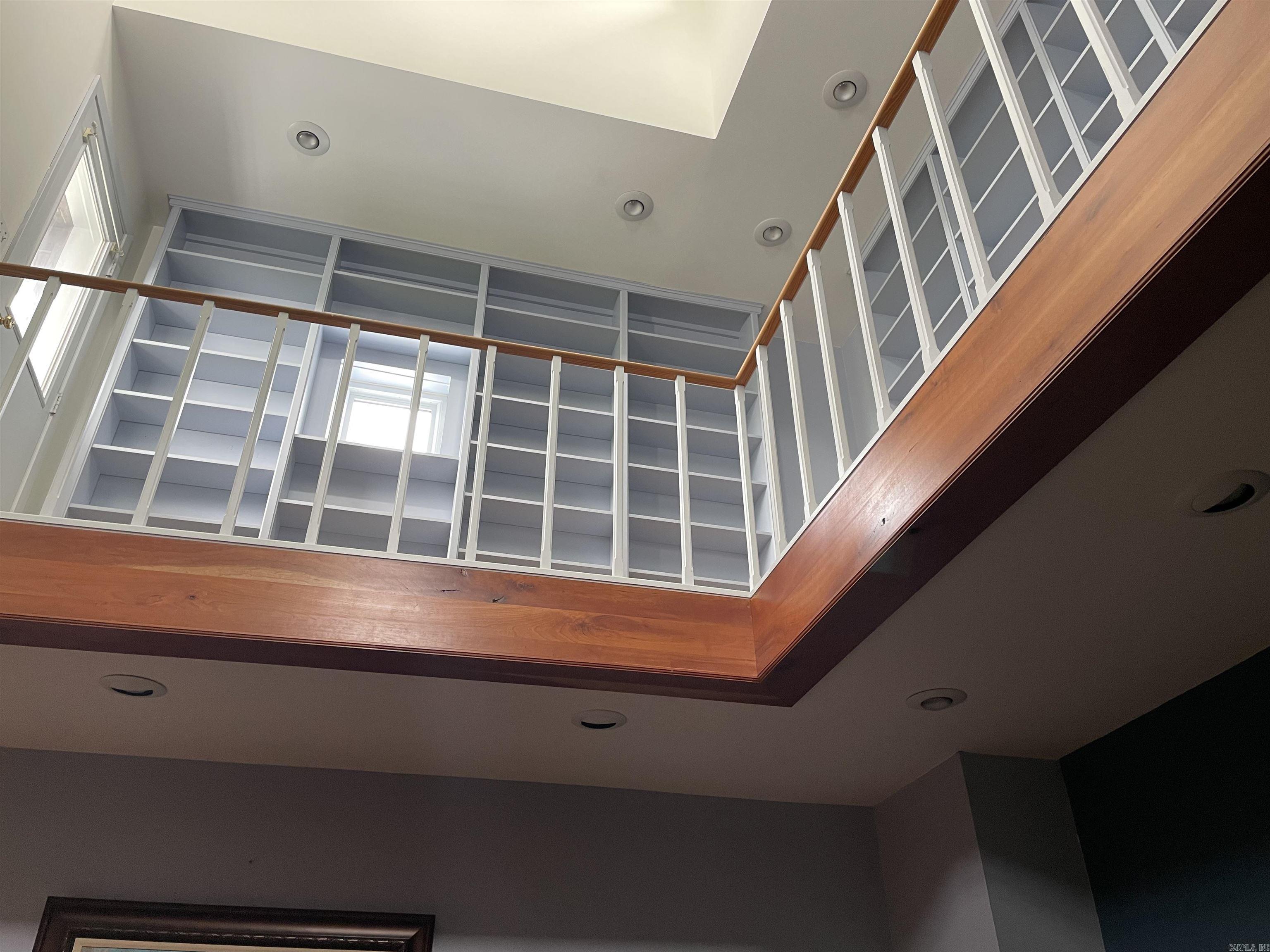 1349  Kahoka  Mountain View, AR