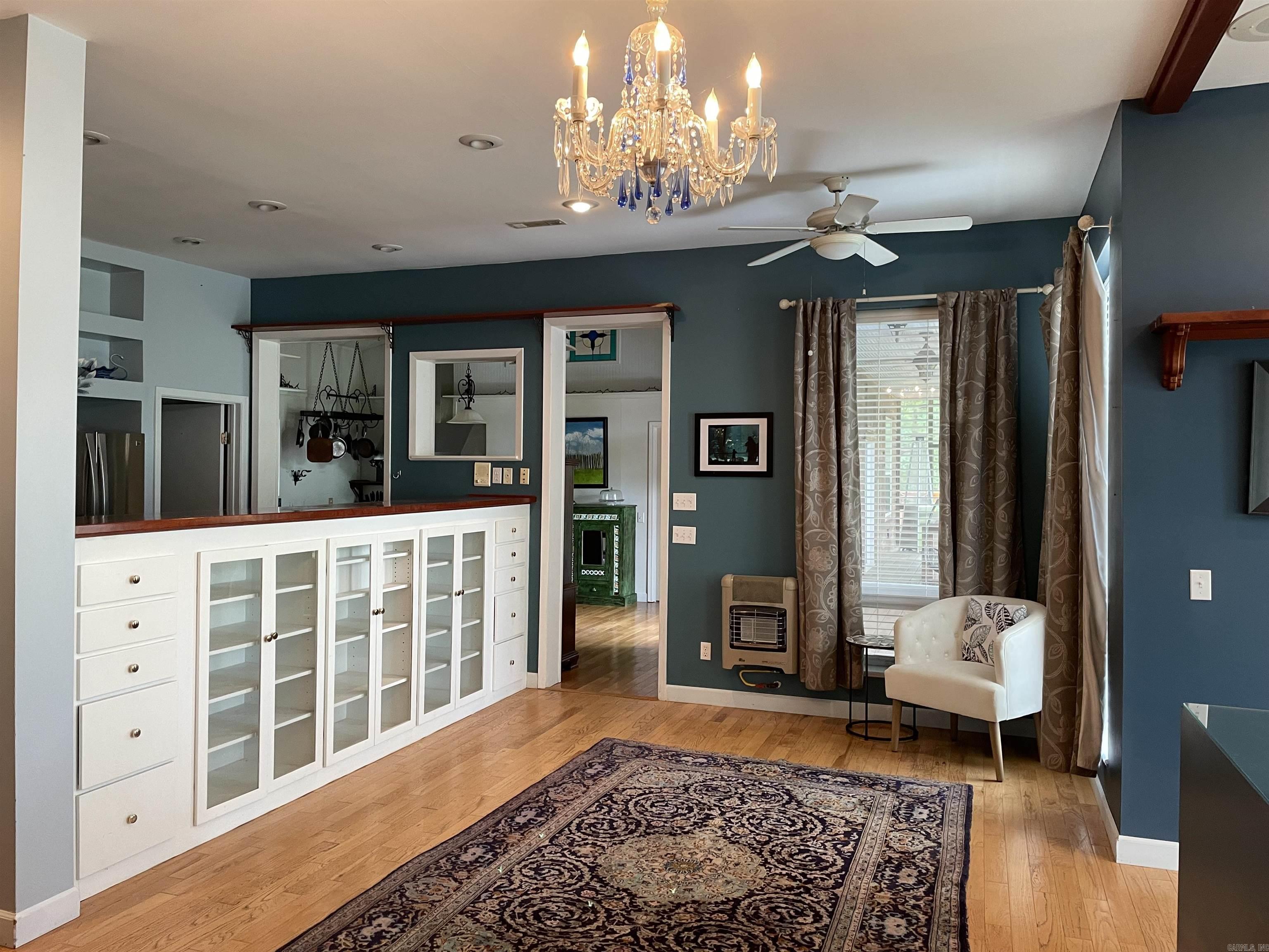1349  Kahoka  Mountain View, AR
