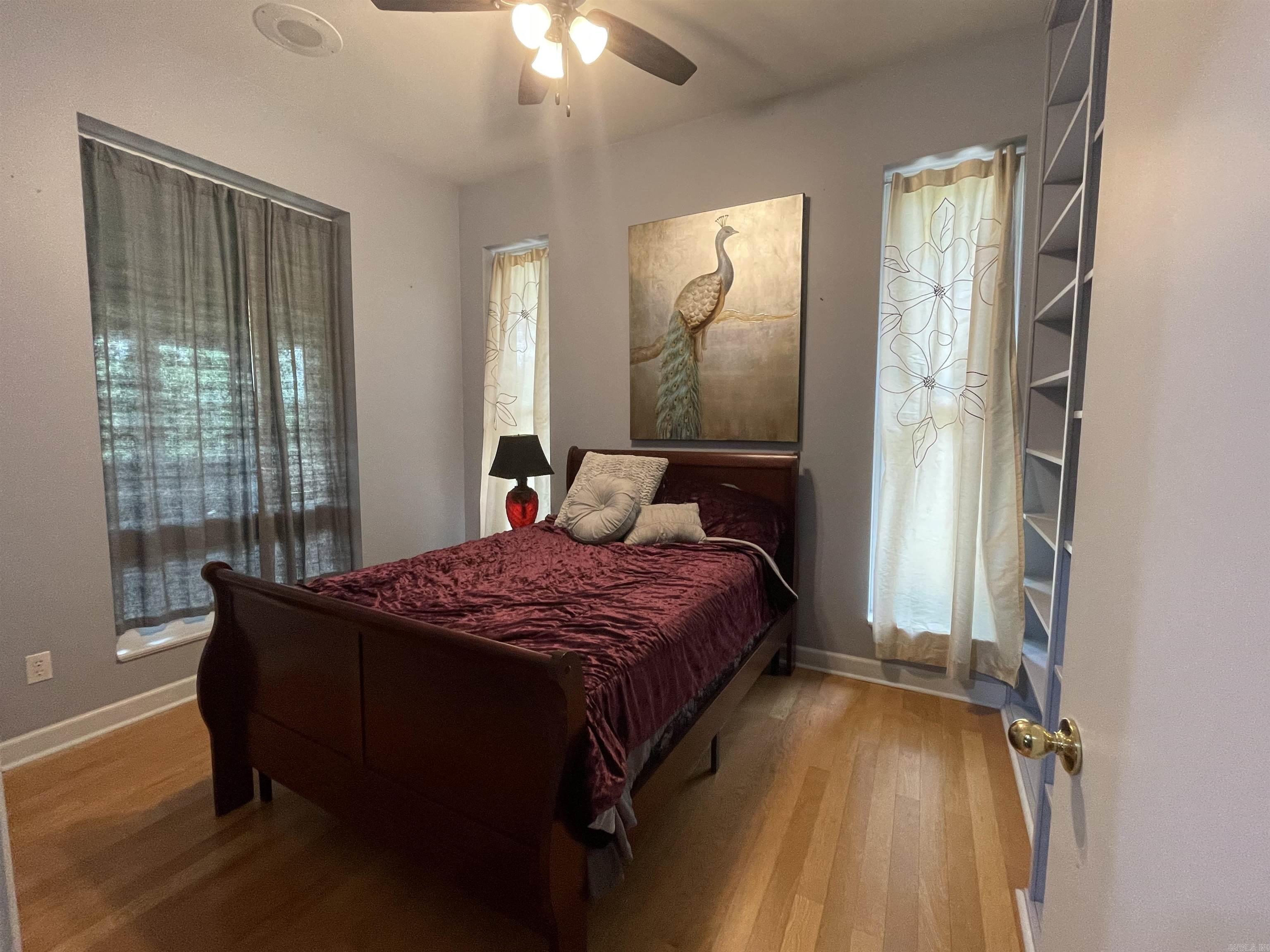 1349  Kahoka  Mountain View, AR