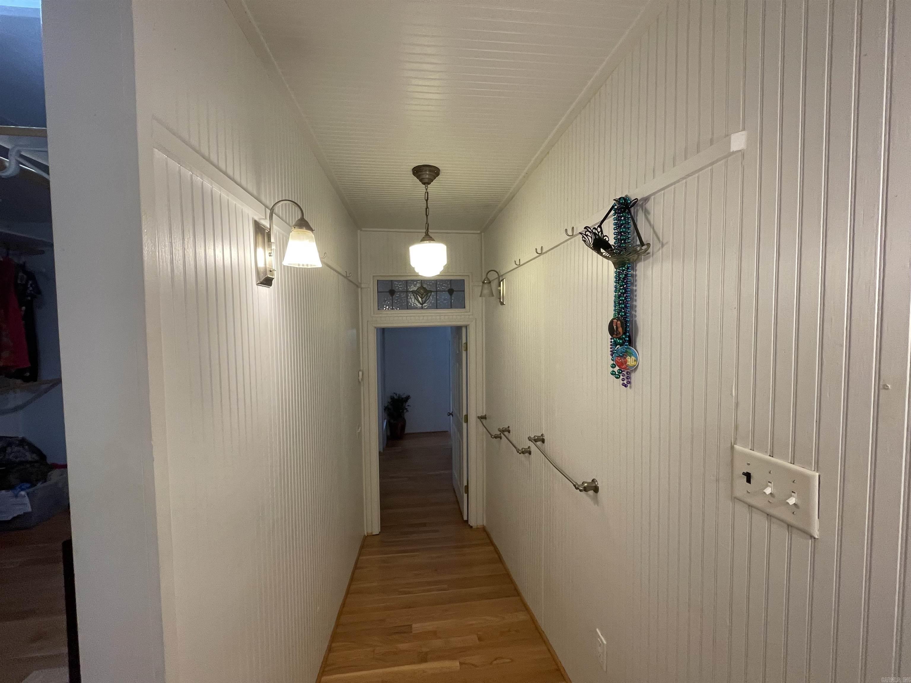 1349  Kahoka  Mountain View, AR