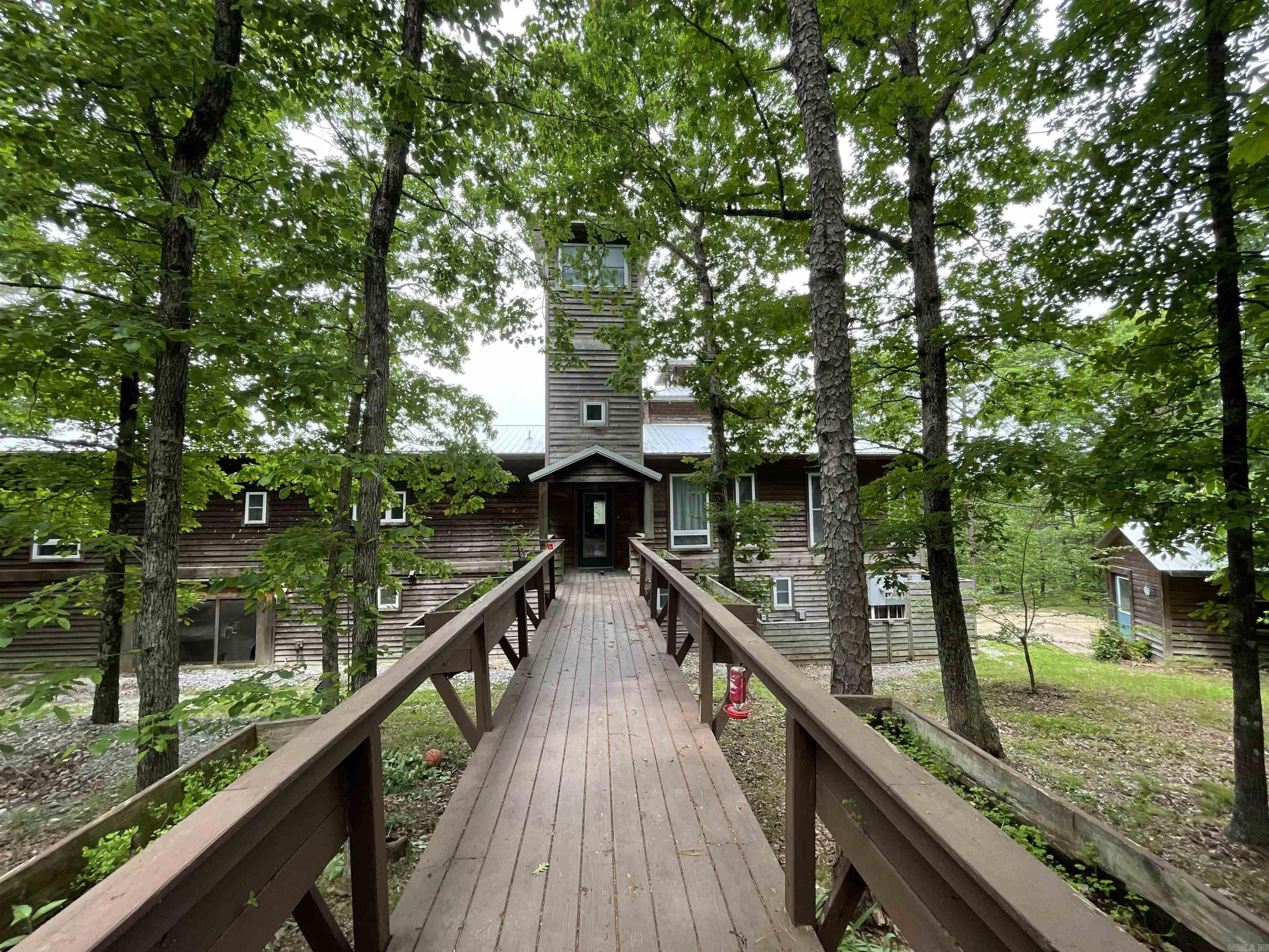 1349  Kahoka  Mountain View, AR