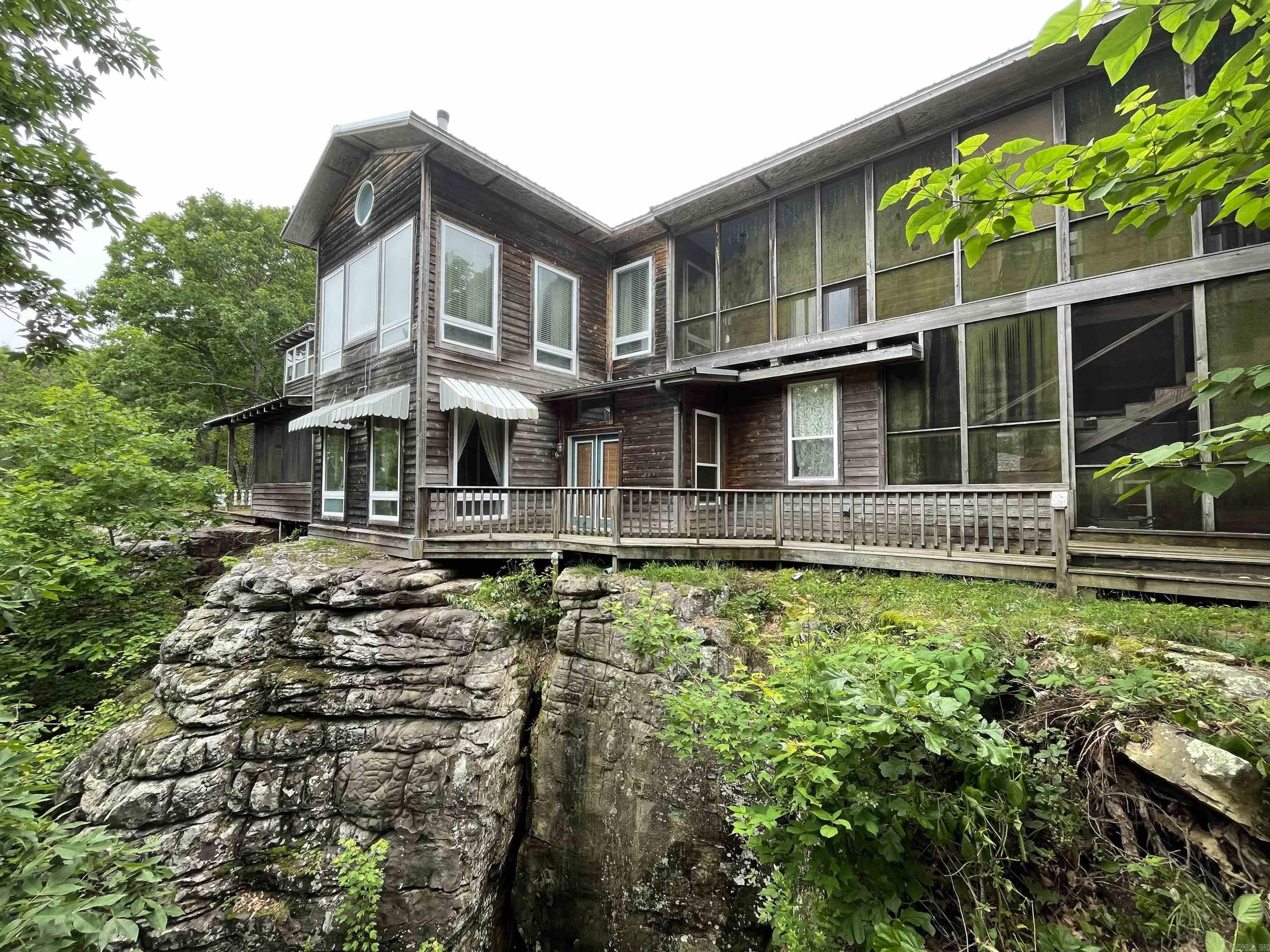 1349  Kahoka  Mountain View, AR