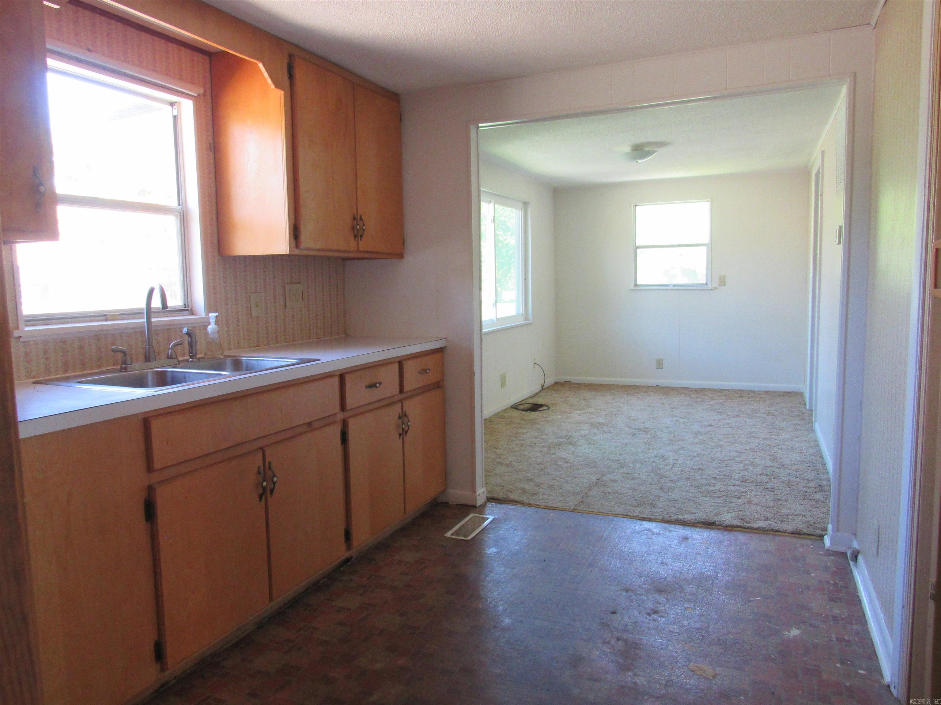 29 OVERCUP LAKE  Morrilton, AR