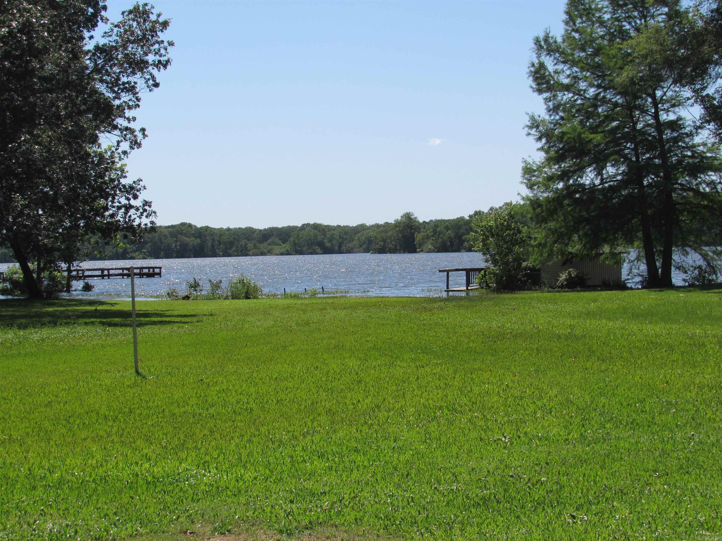 29 OVERCUP LAKE  Morrilton, AR