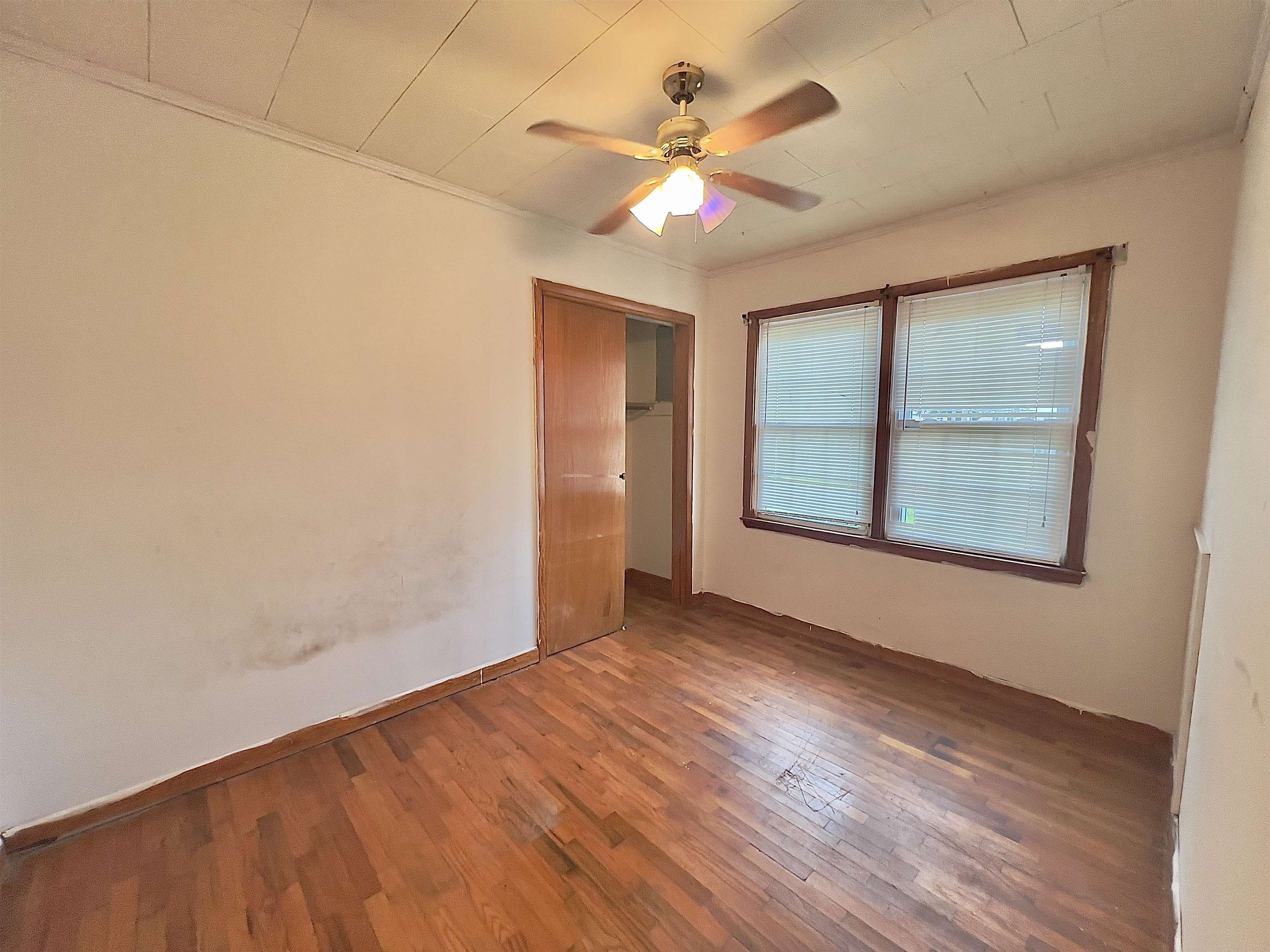 1206 S Main  Leachville, AR