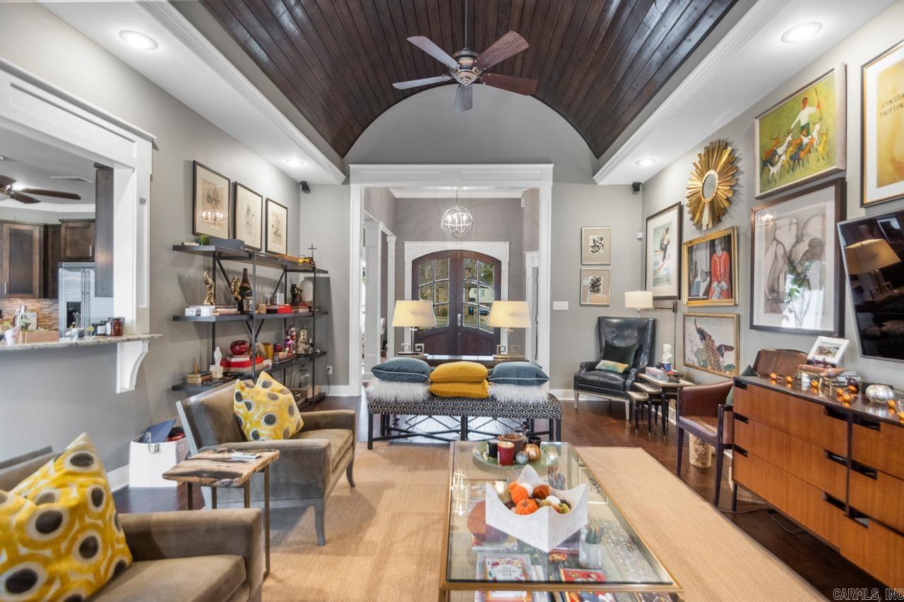 9021  Naples  Benton, AR