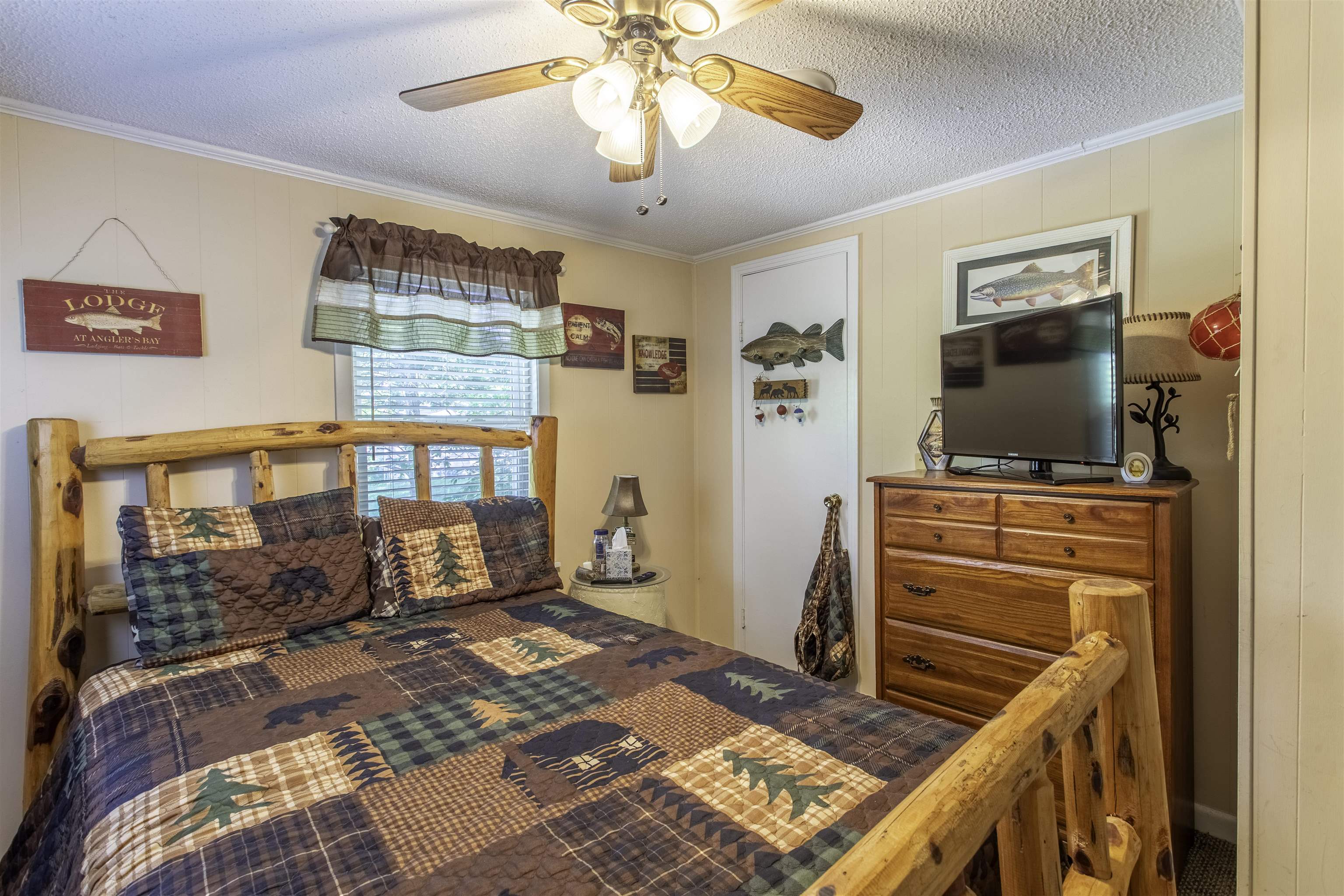 57  Valley Heart  Highland, AR