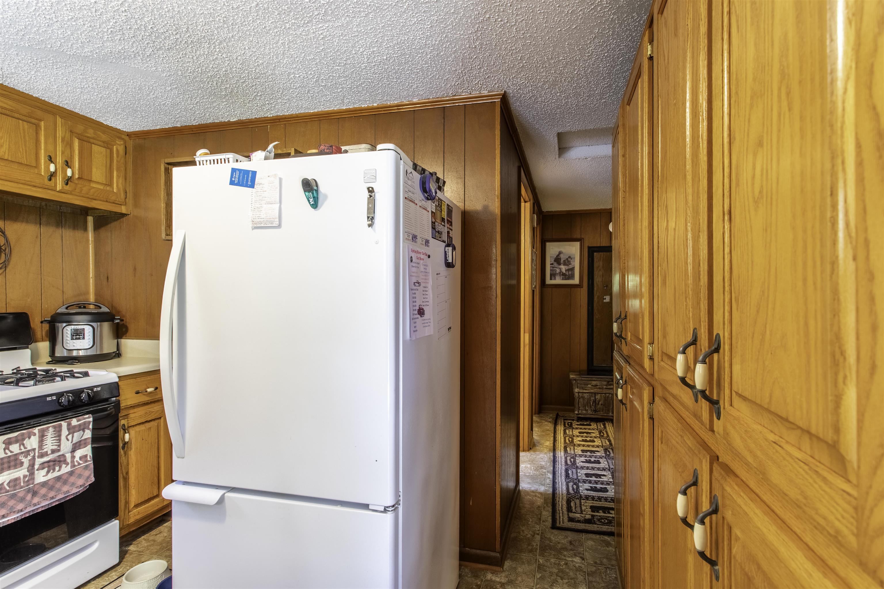 57  Valley Heart  Highland, AR