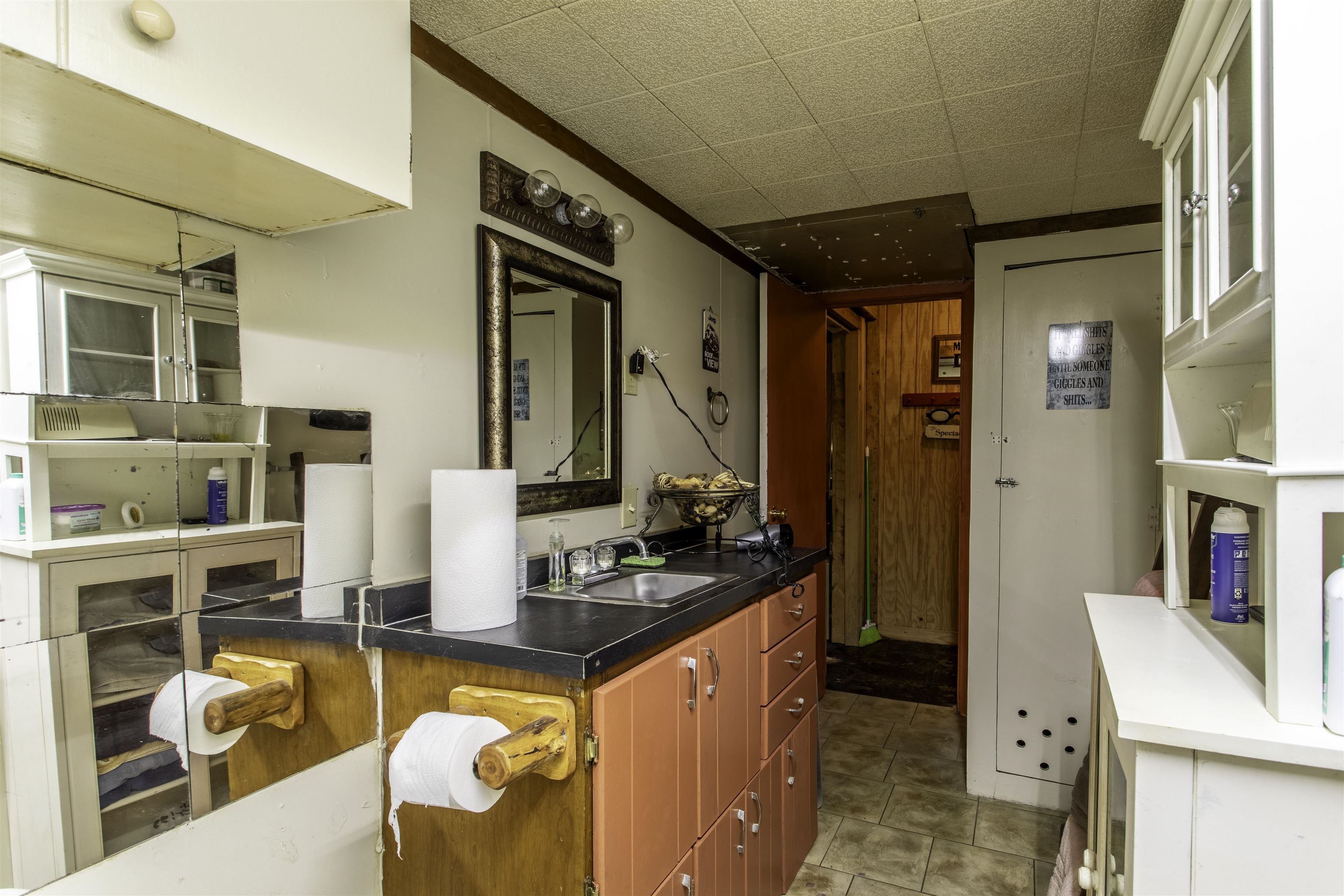 57  Valley Heart  Highland, AR