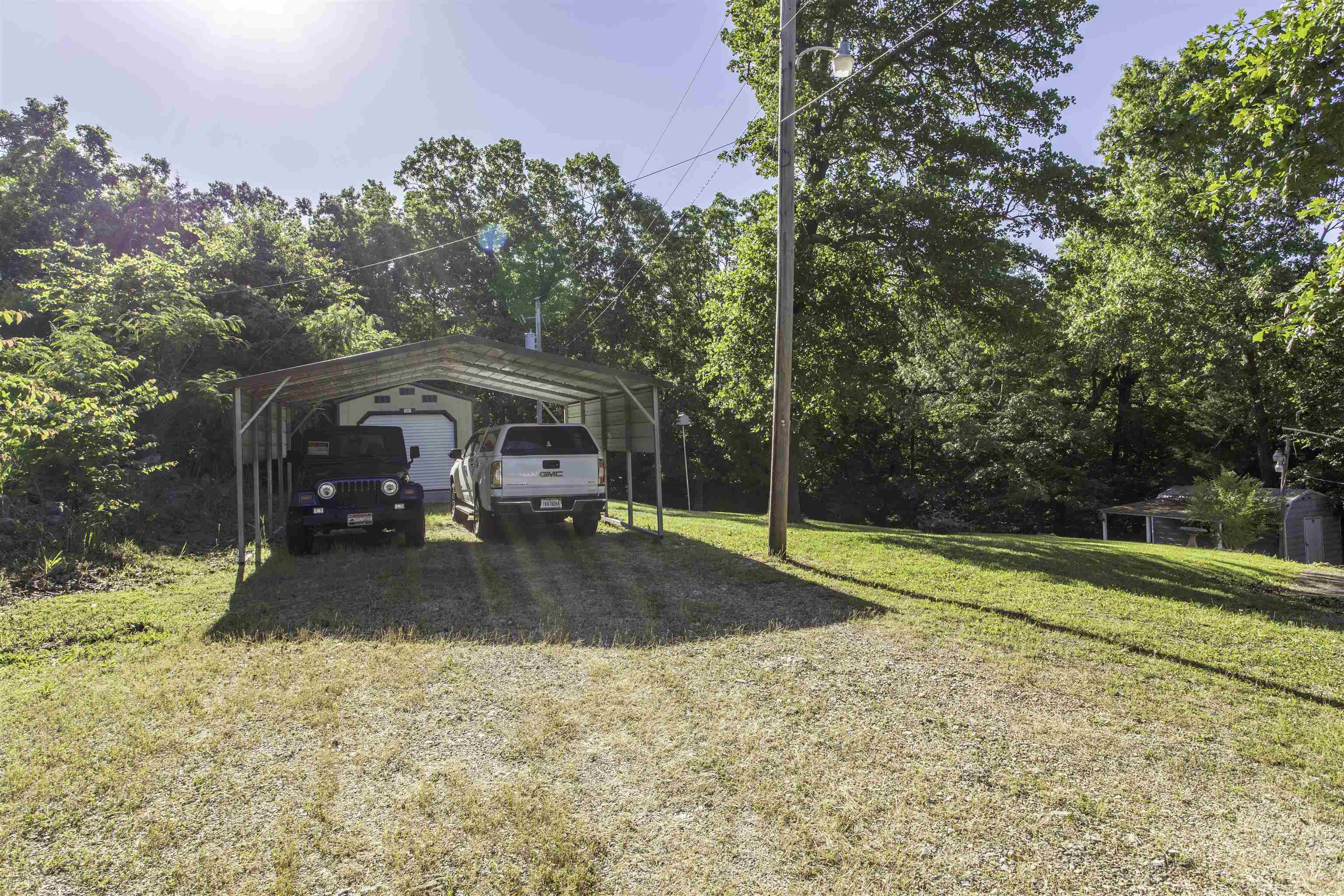57  Valley Heart  Highland, AR