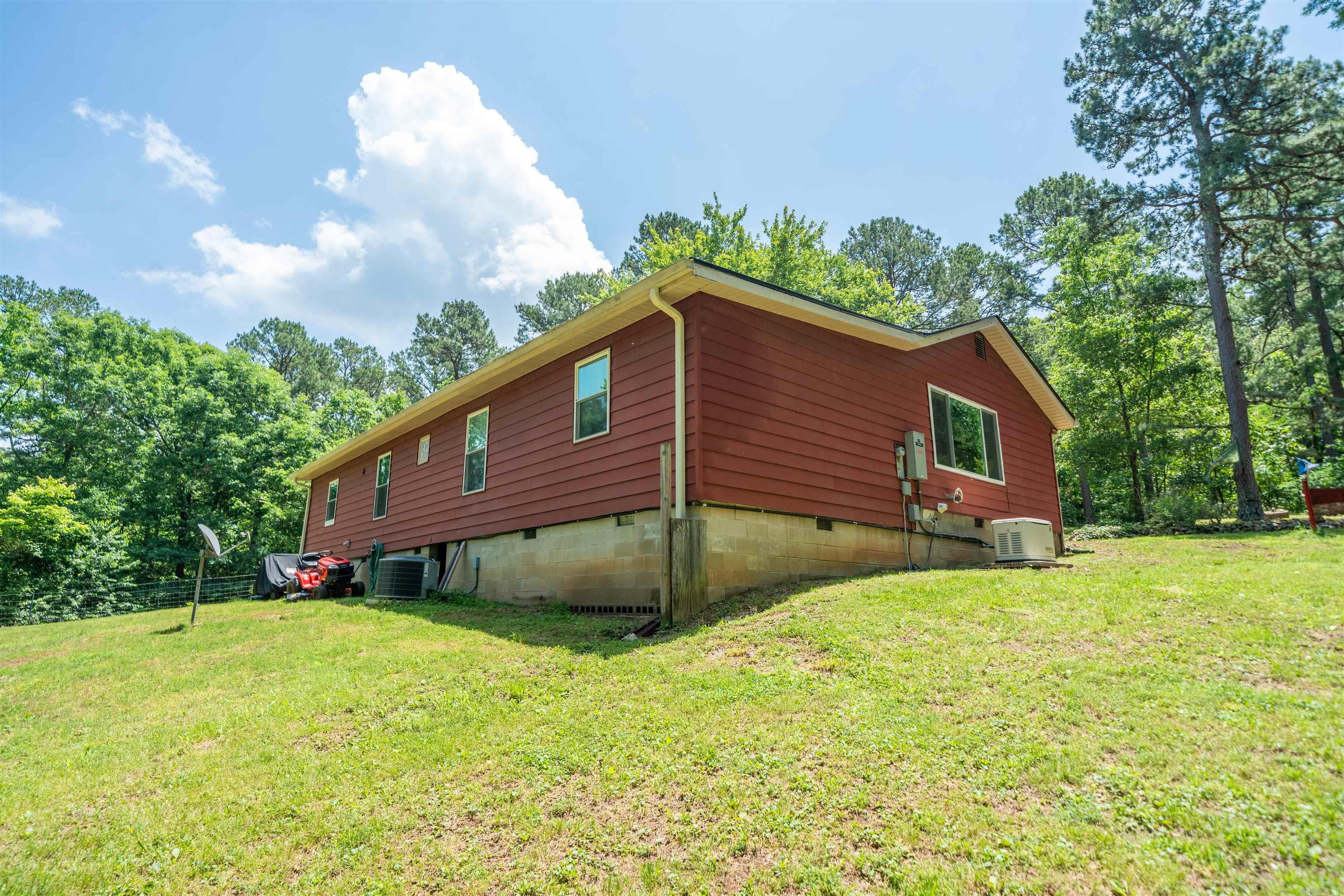 209  Squaw Valley  Hot Springs, AR