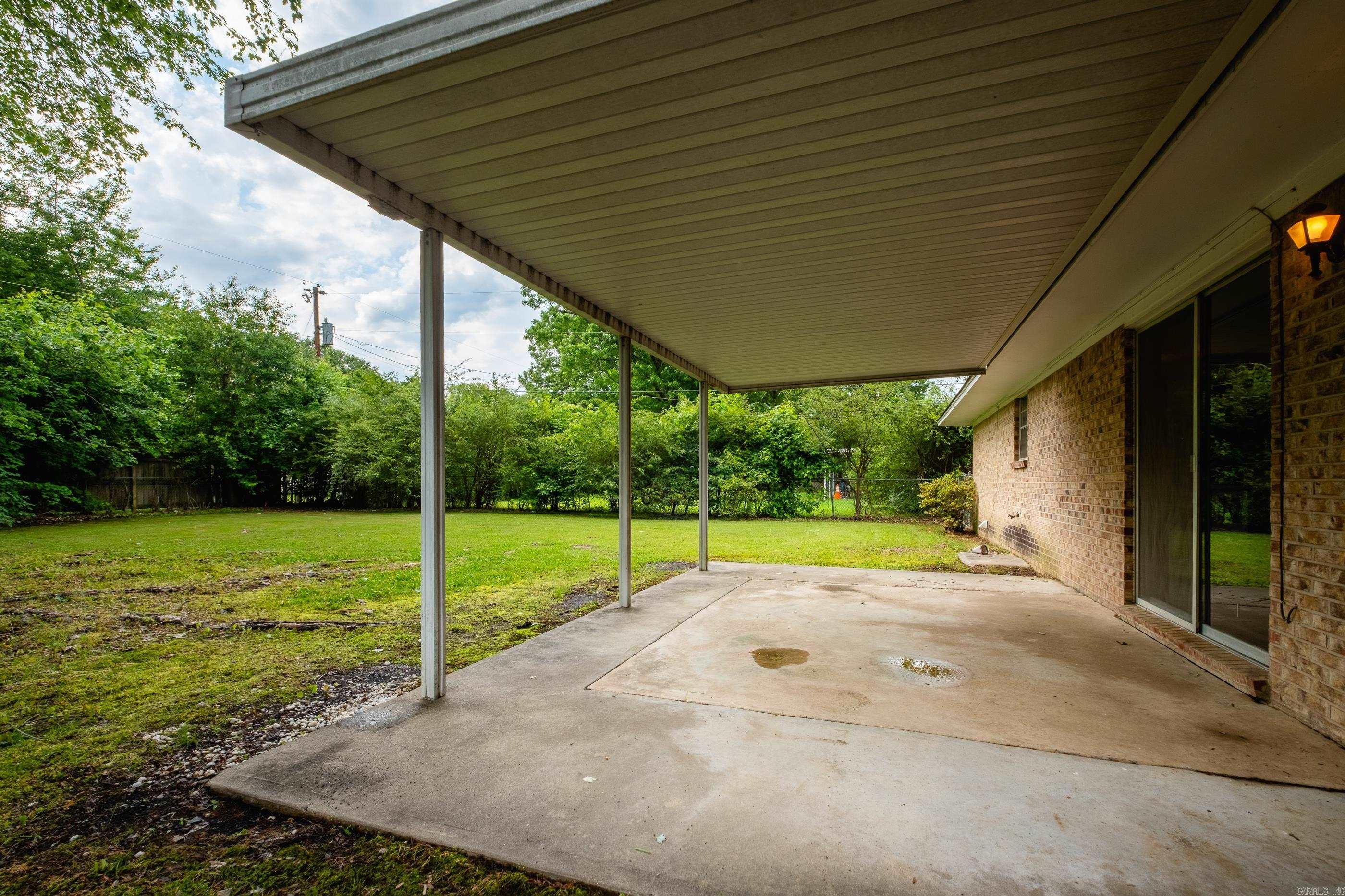 123  Shamrock  Conway, AR