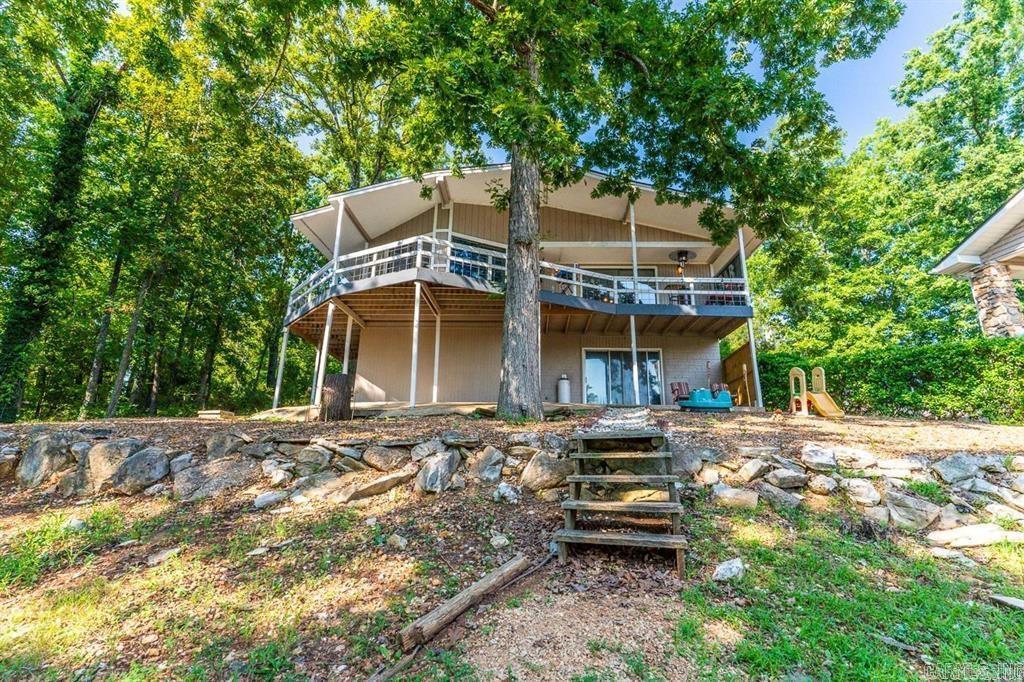 111 W Lakeshore Dr W  Cherokee Village, AR
