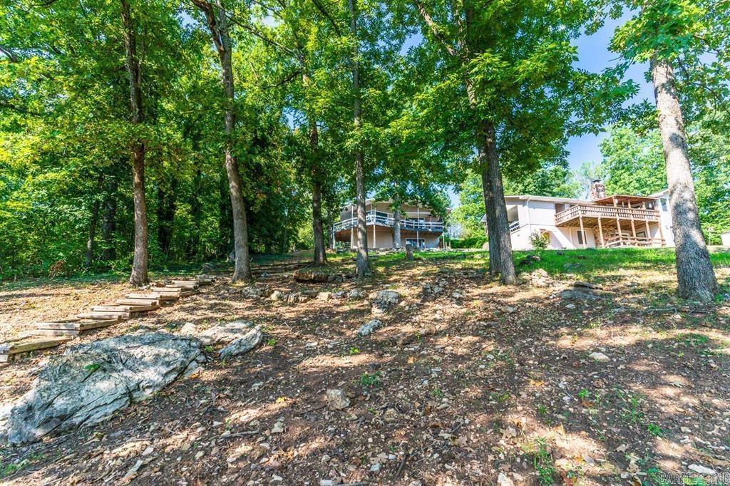 111 W Lakeshore Dr W  Cherokee Village, AR