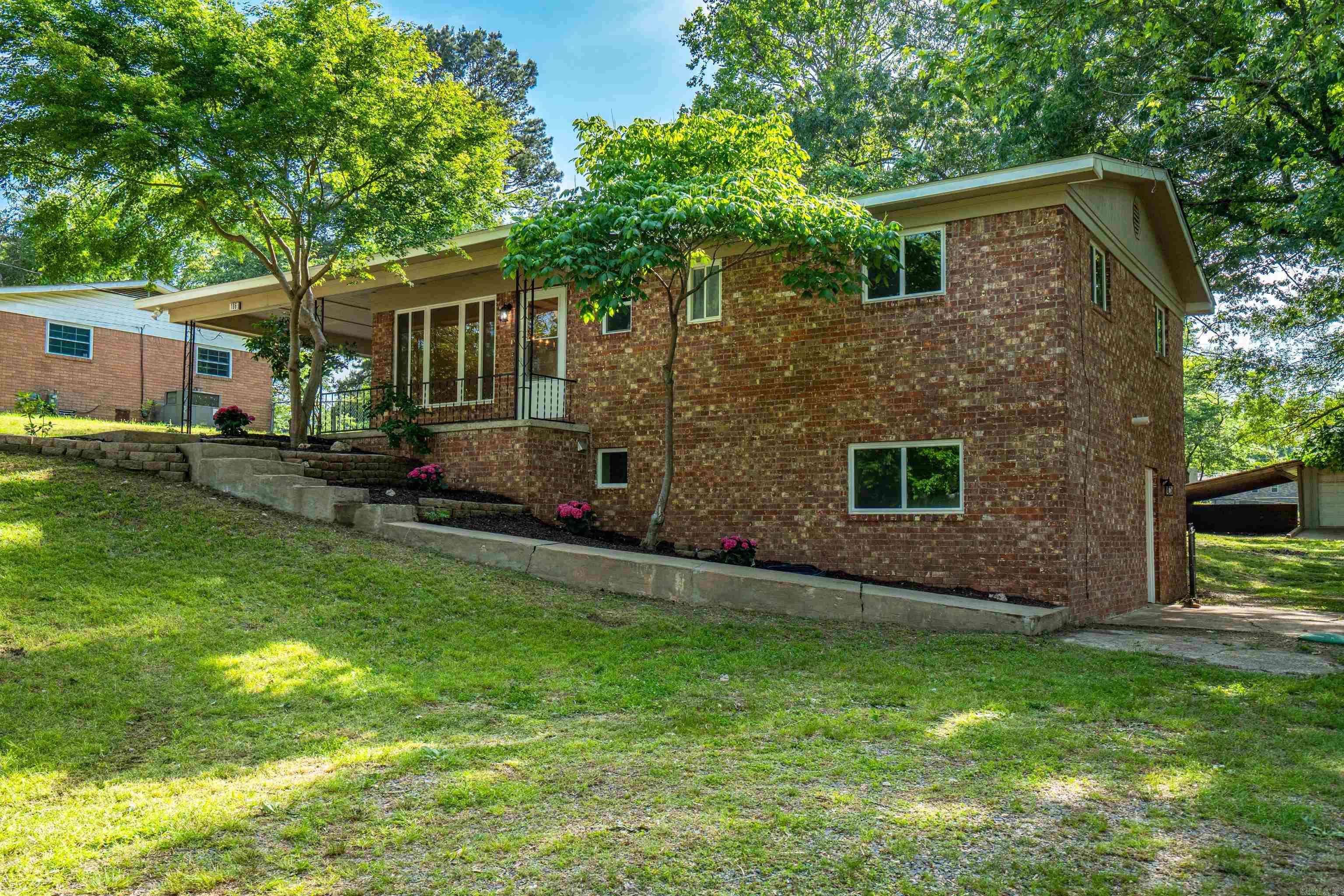 106  Grissom Trl  Hot Springs, AR