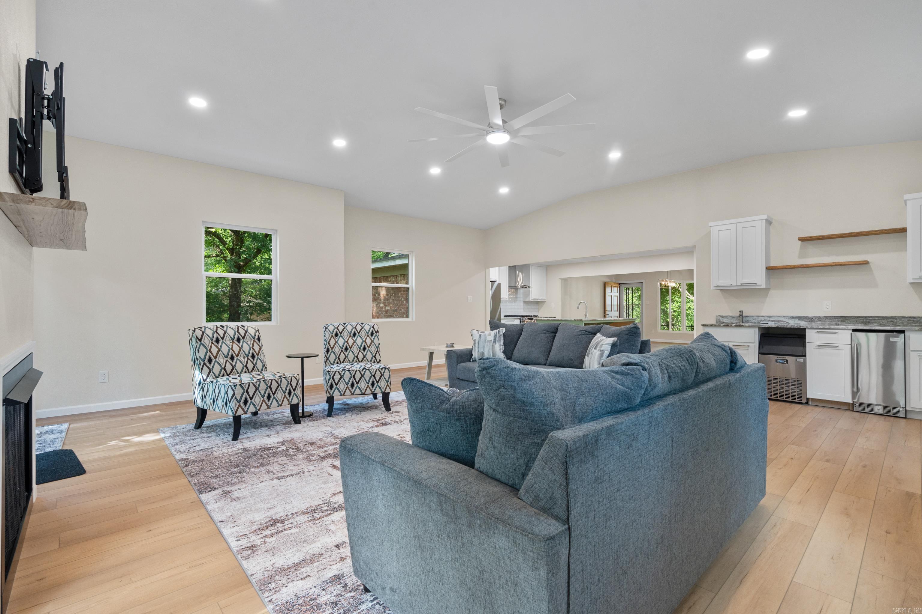 106  Grissom Trl  Hot Springs, AR