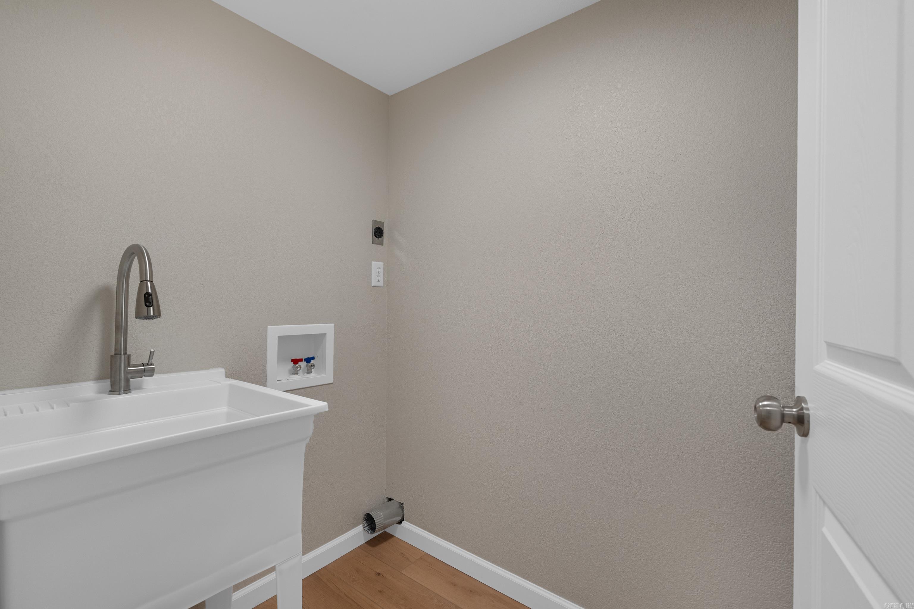 106  Grissom Trl  Hot Springs, AR
