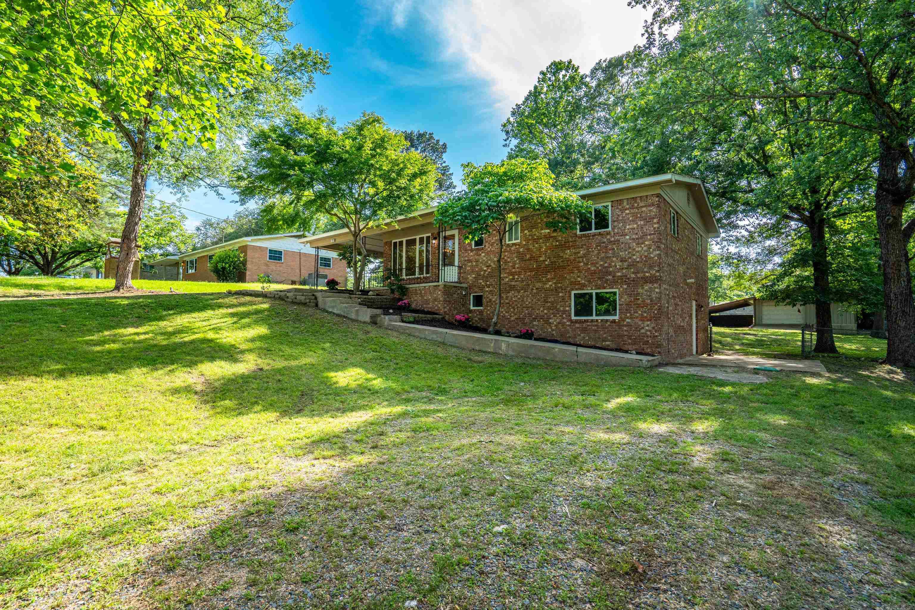 106  Grissom Trl  Hot Springs, AR