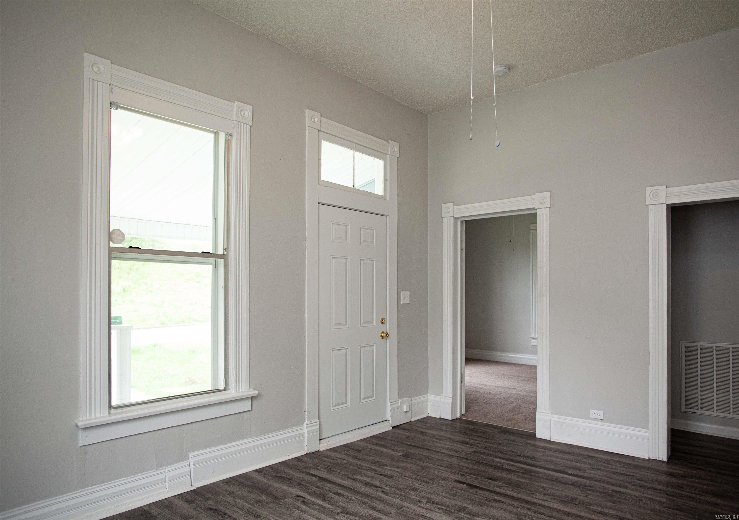 3212  Lamar  Little Rock, AR