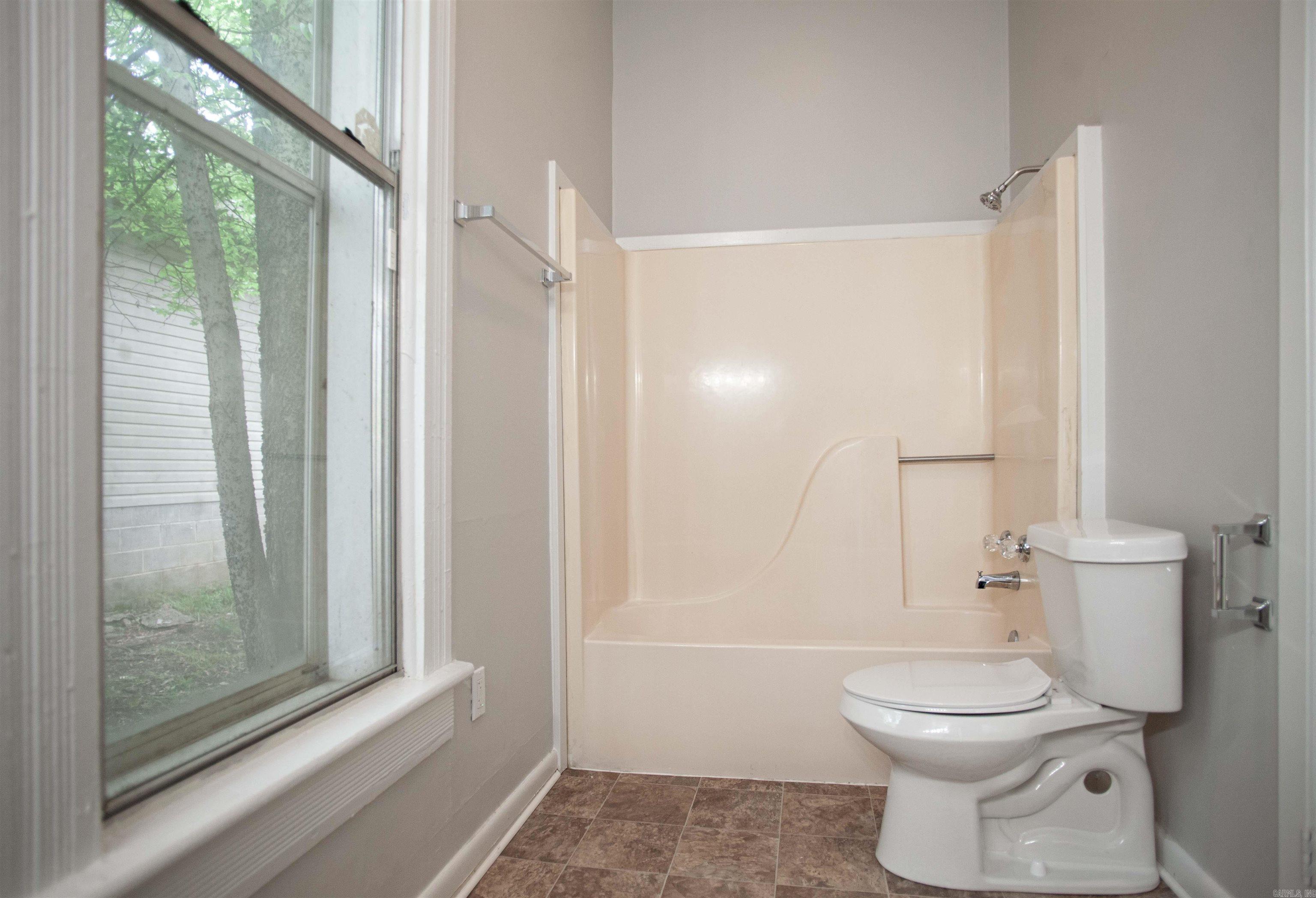 3212  Lamar  Little Rock, AR