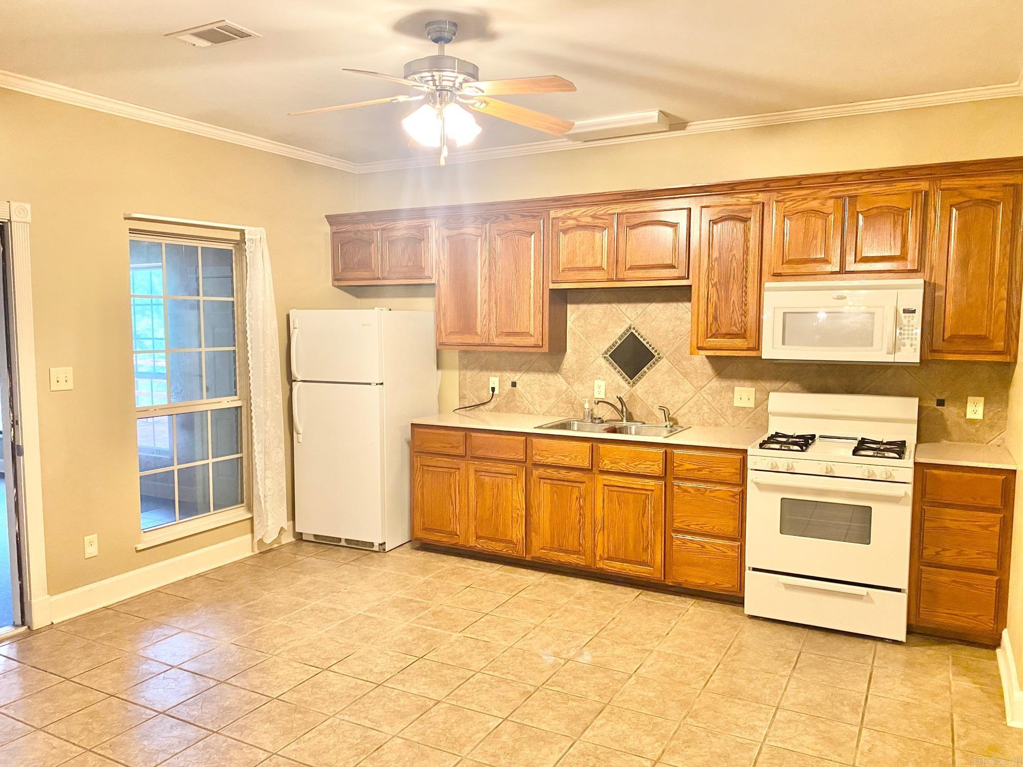 334  Grant 190009  White Hall, AR