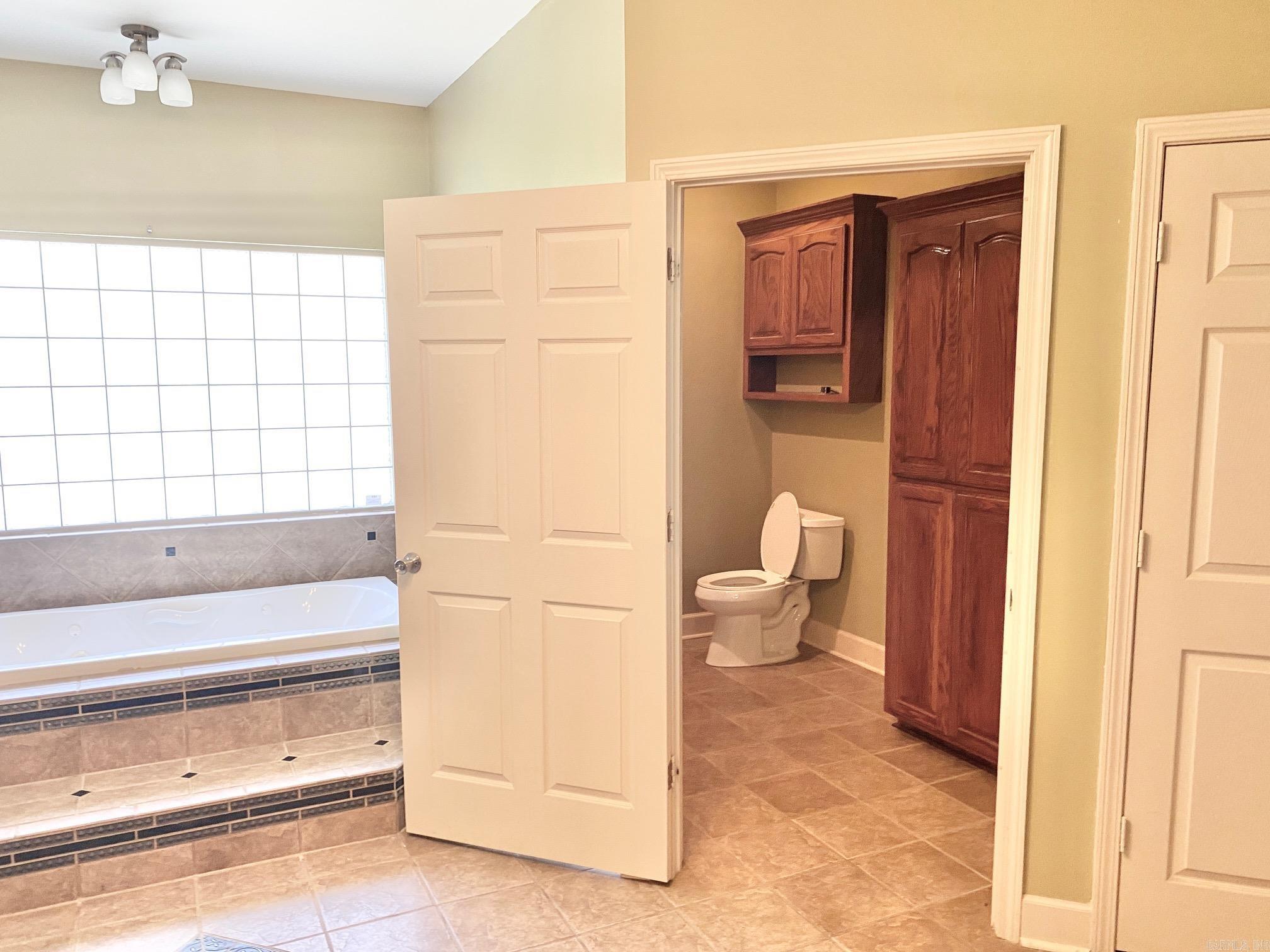334  Grant 190009  White Hall, AR