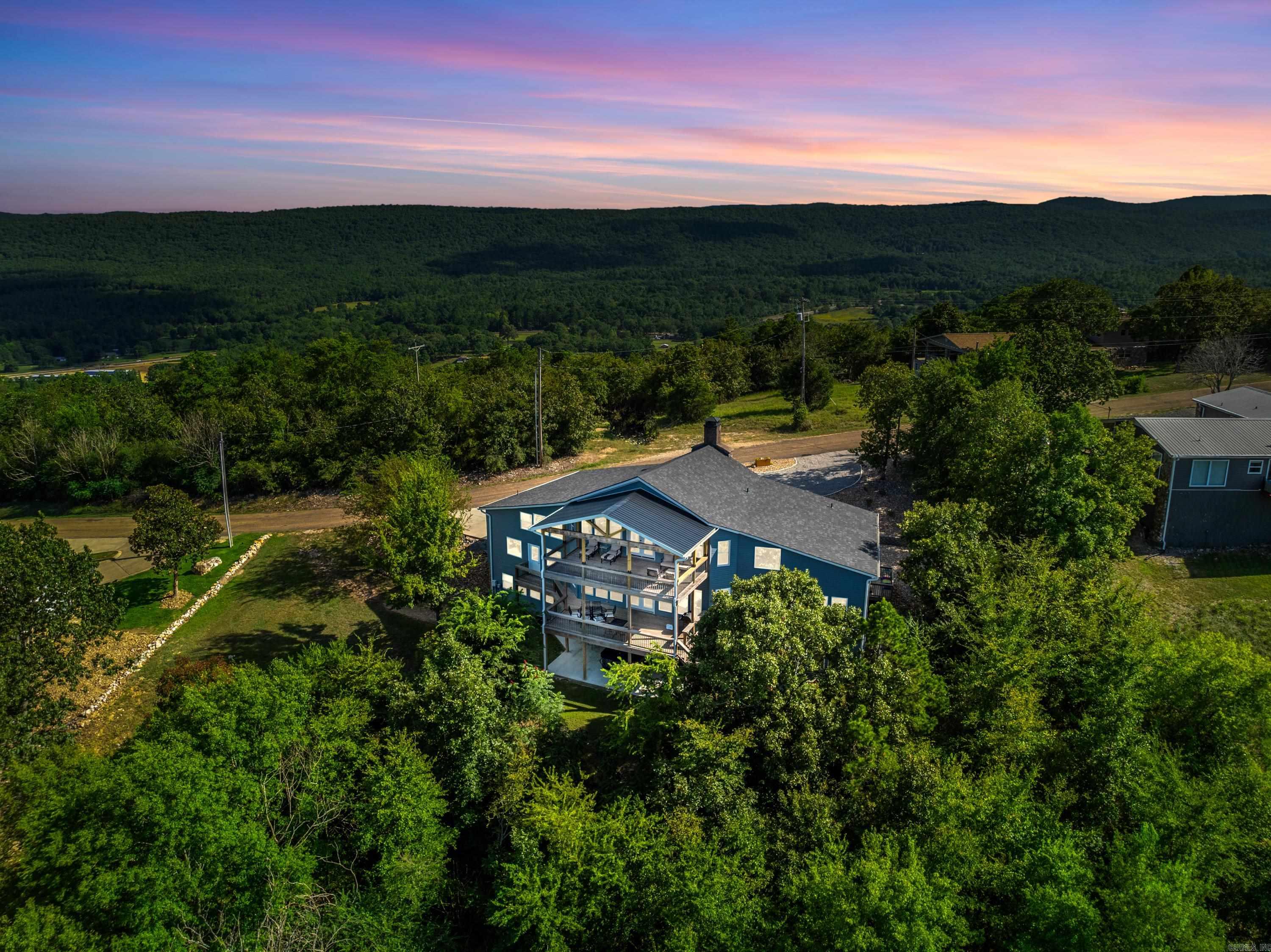 896  MT RIANTE  Hot Springs, AR