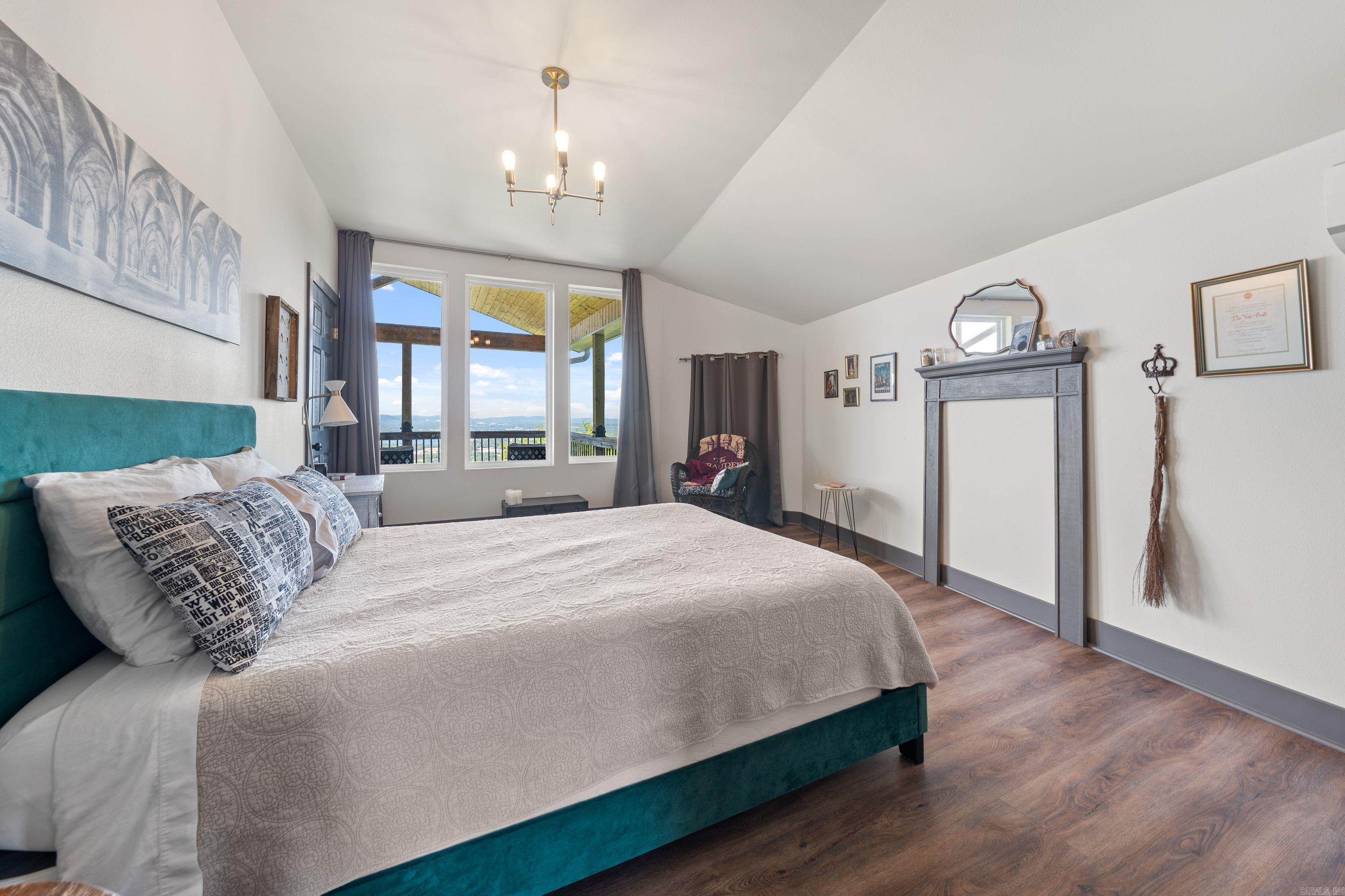 896  MT RIANTE  Hot Springs, AR