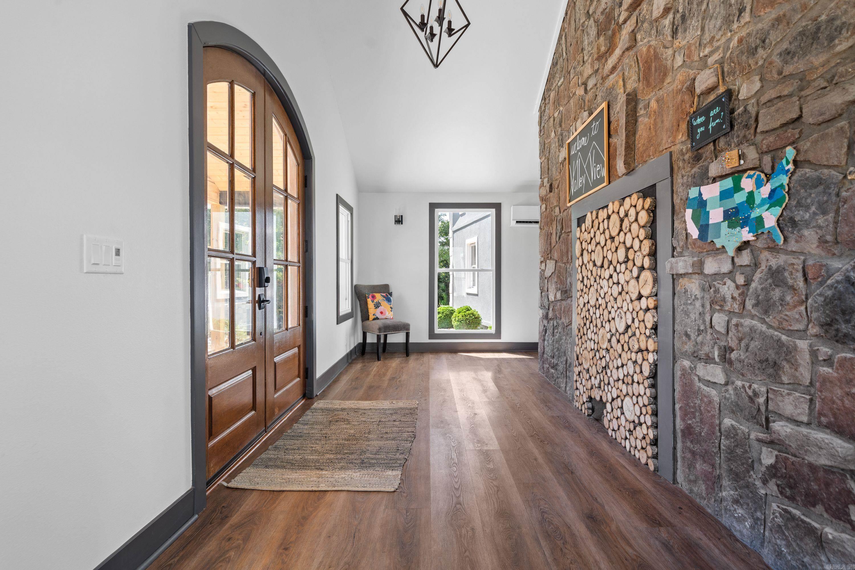 896  MT RIANTE  Hot Springs, AR