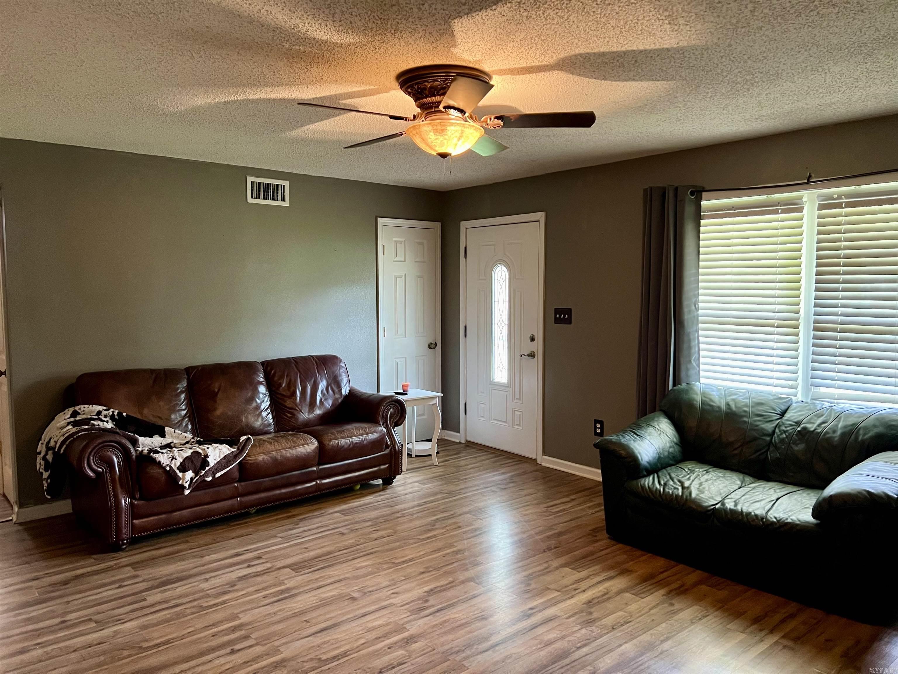 904  Dogwood  Star City, AR