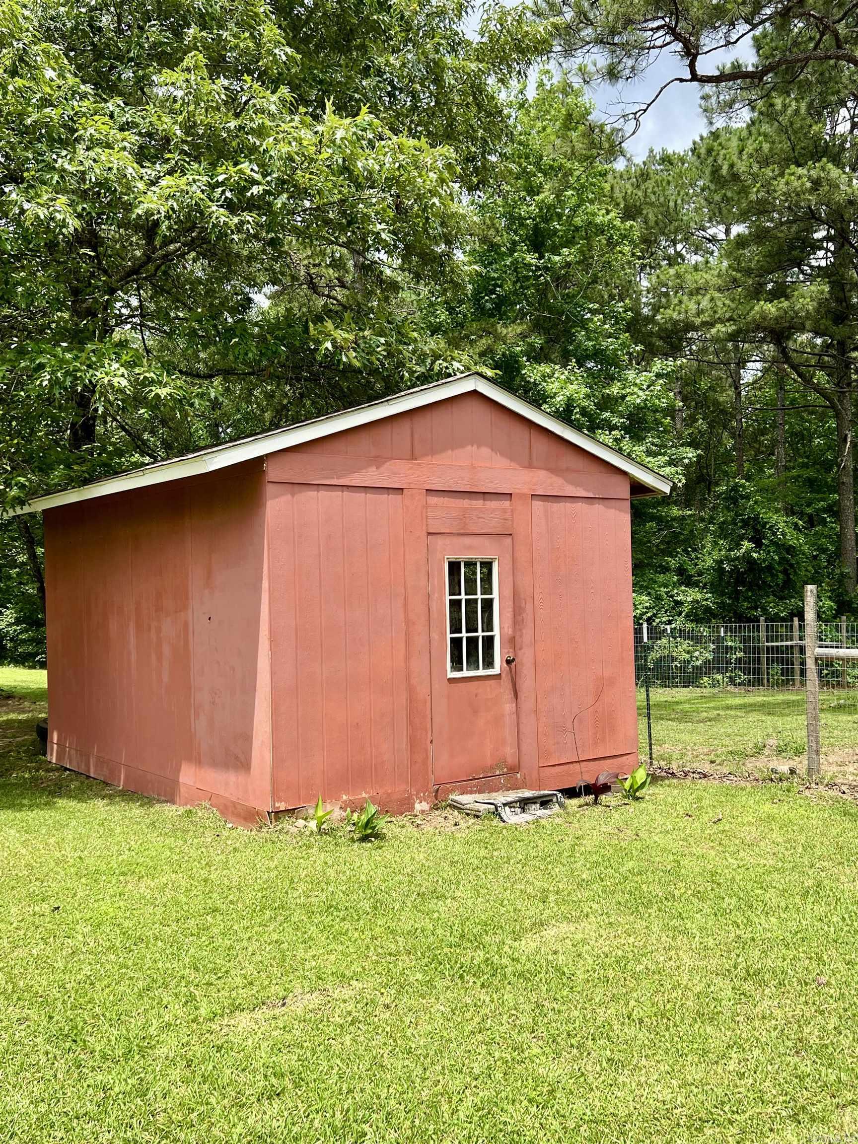 904  Dogwood  Star City, AR