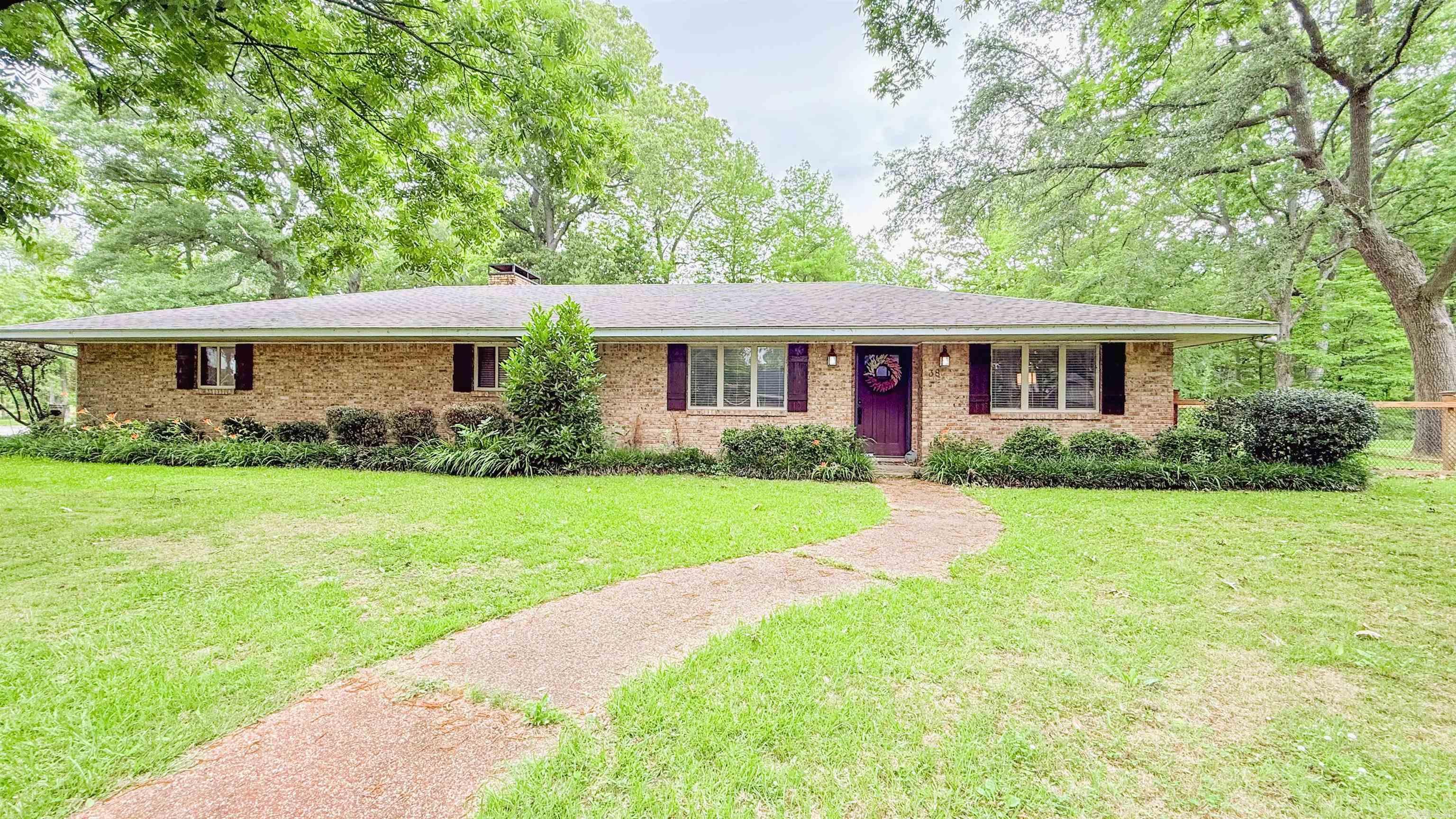 38  Wolfe  McGehee, AR