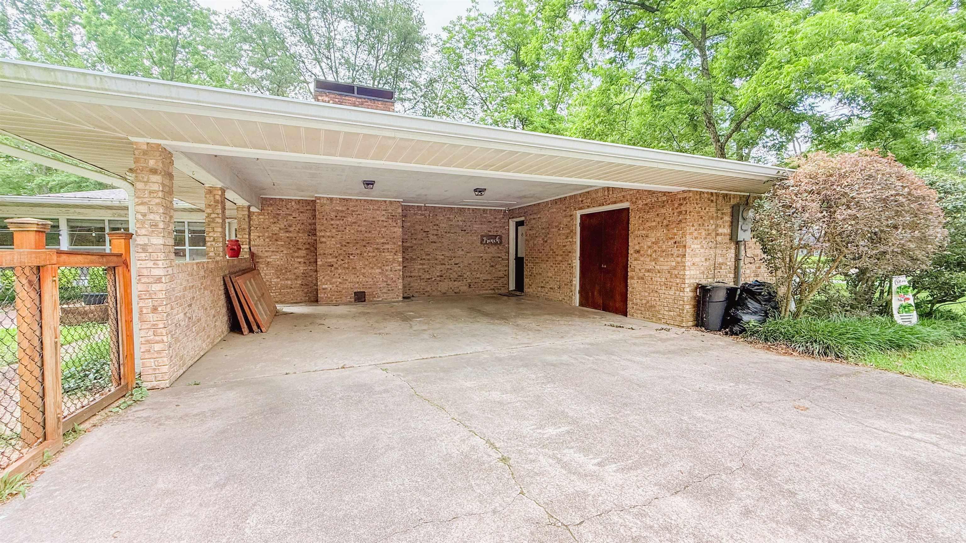 38  Wolfe  McGehee, AR