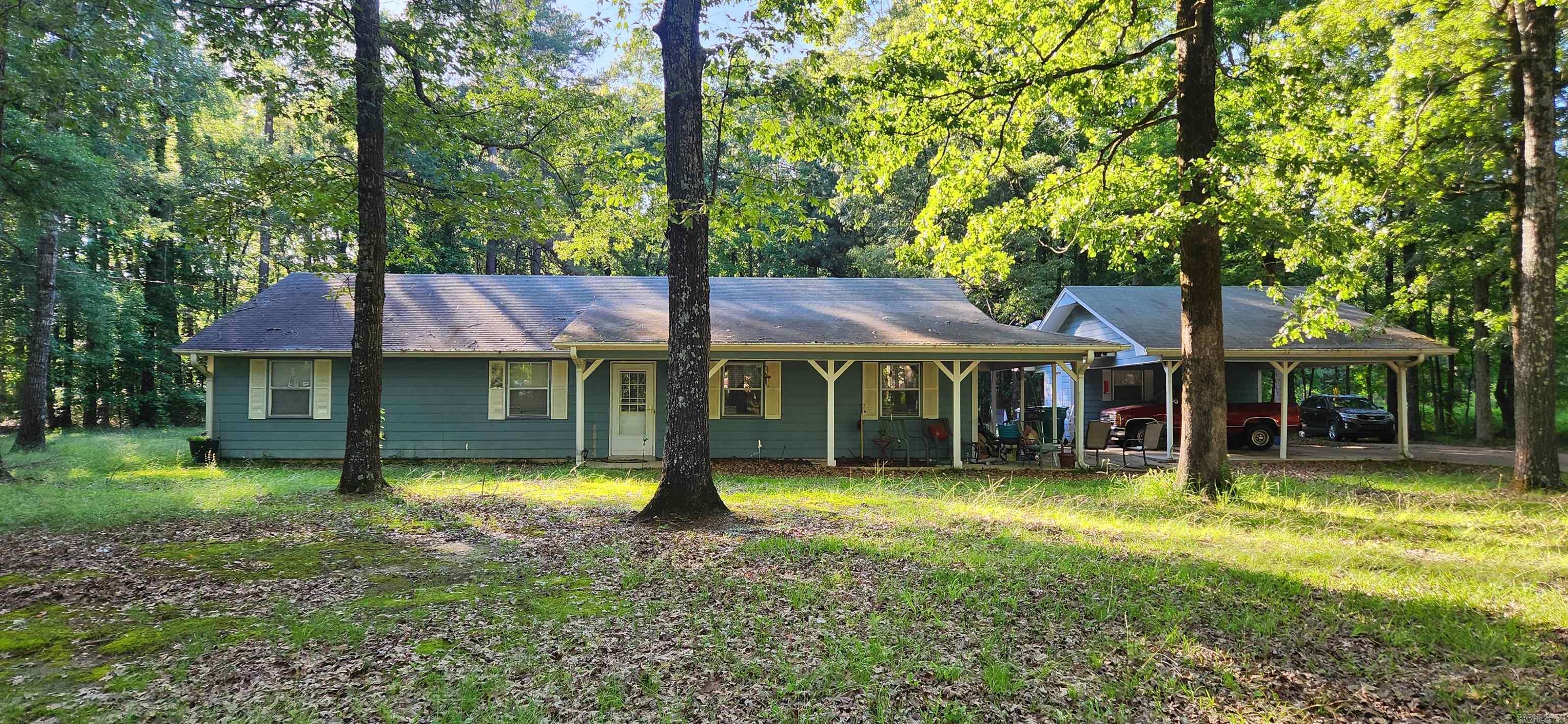 8908 S Pleasant Dr  Pine Bluff, AR