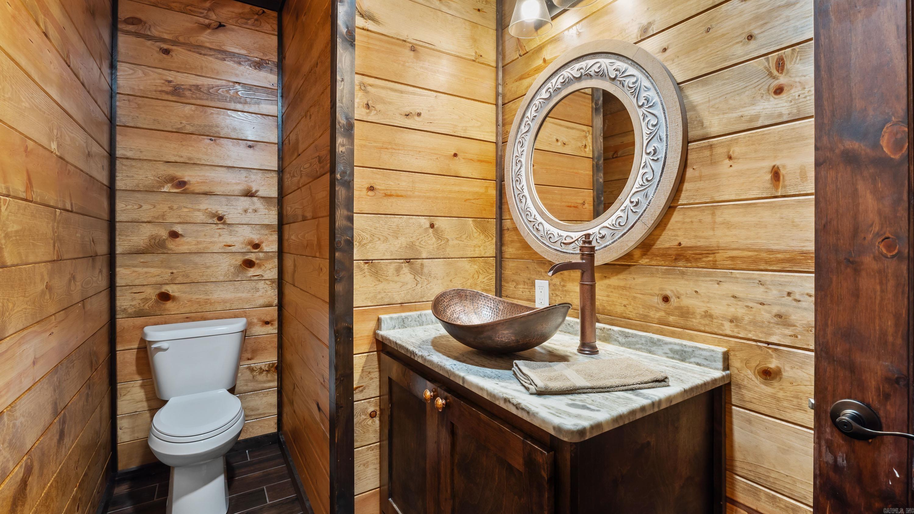 184 Hochamagnolia Trail Hochatown, OK 74728