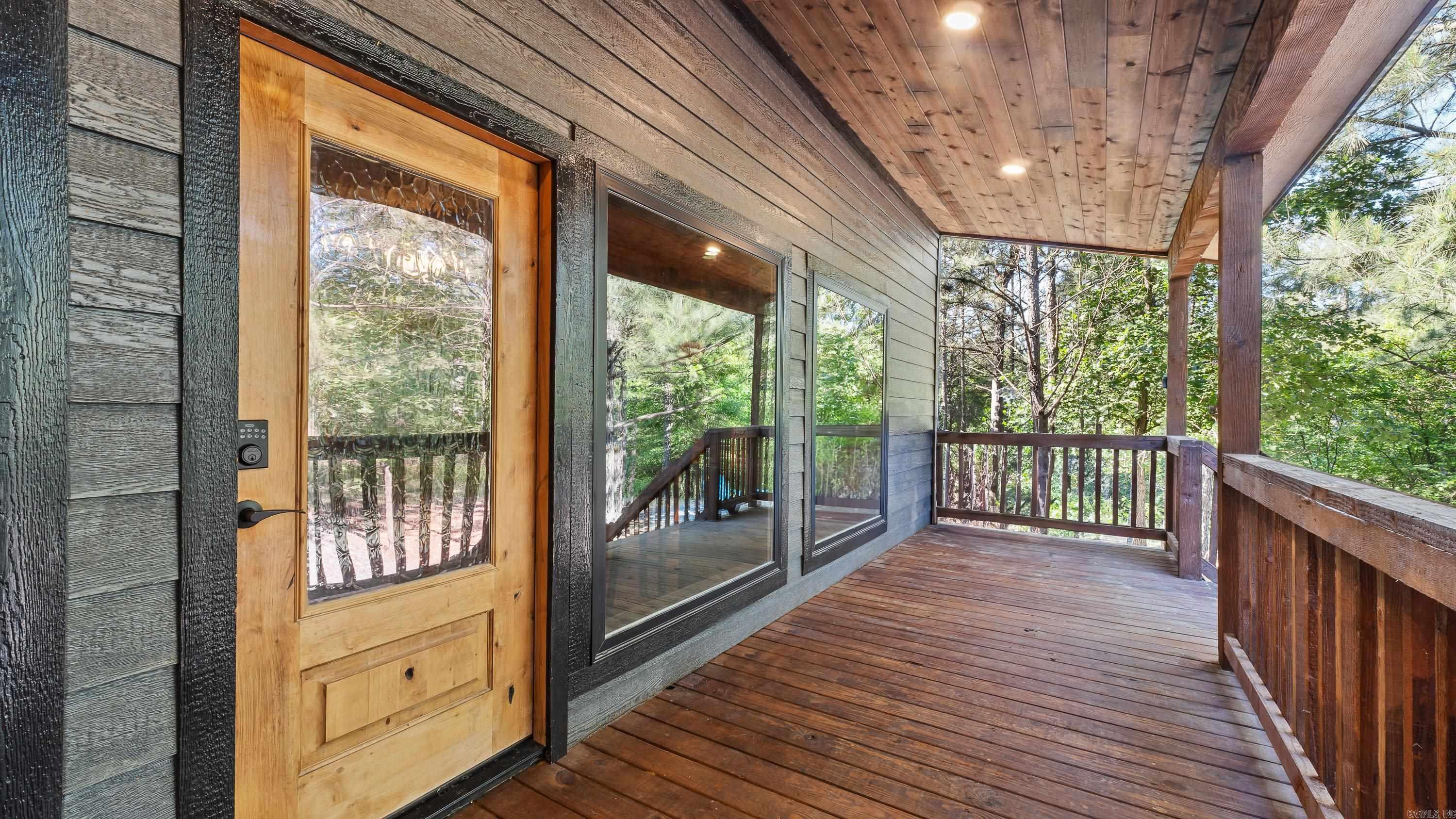 184 Hochamagnolia Trail Hochatown, OK 74728
