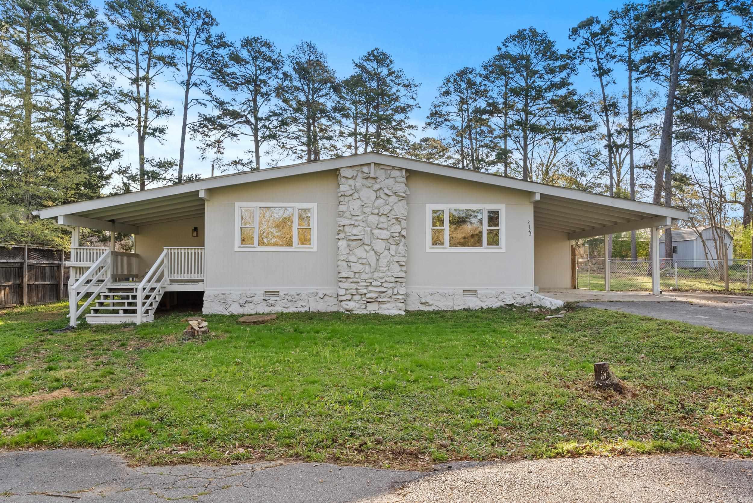 2323  Pinewood  Heber Springs, AR