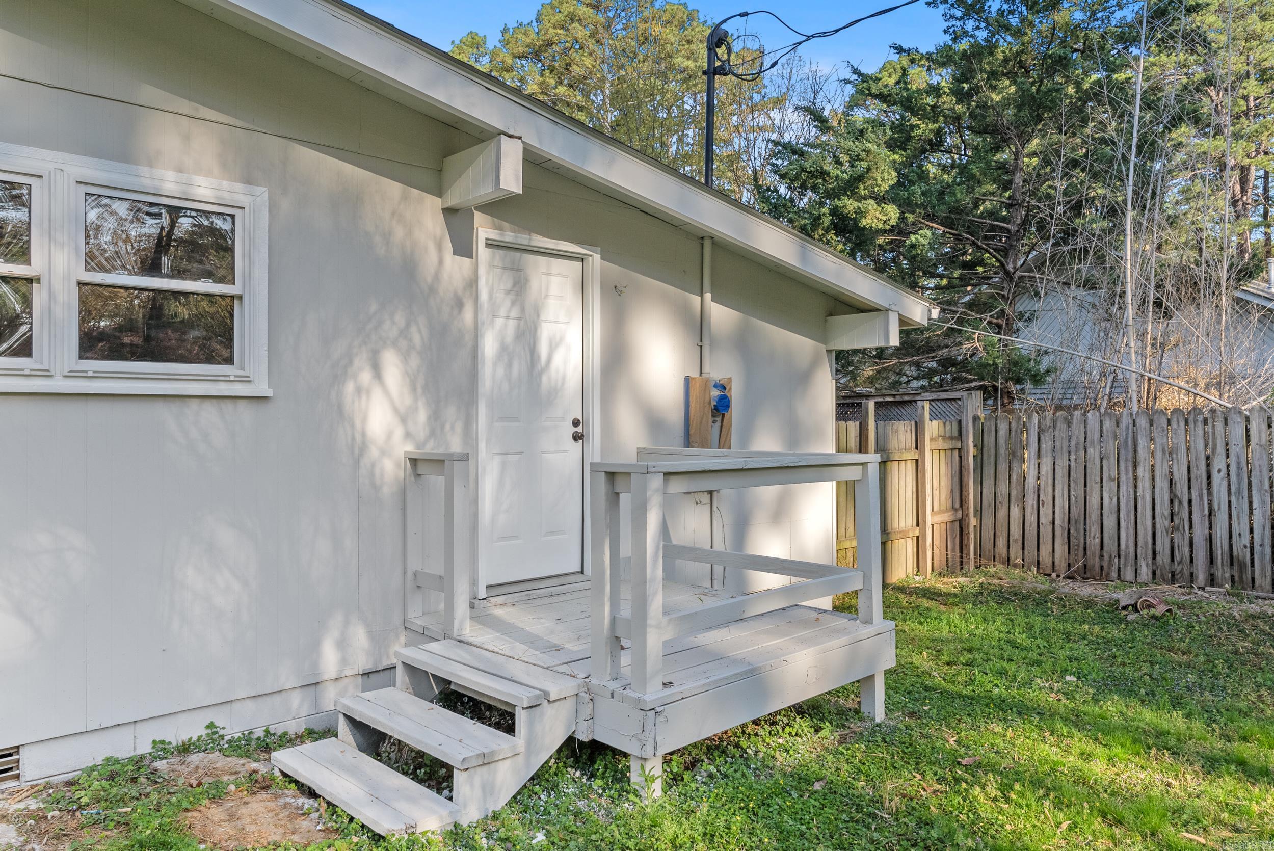 2323  Pinewood  Heber Springs, AR