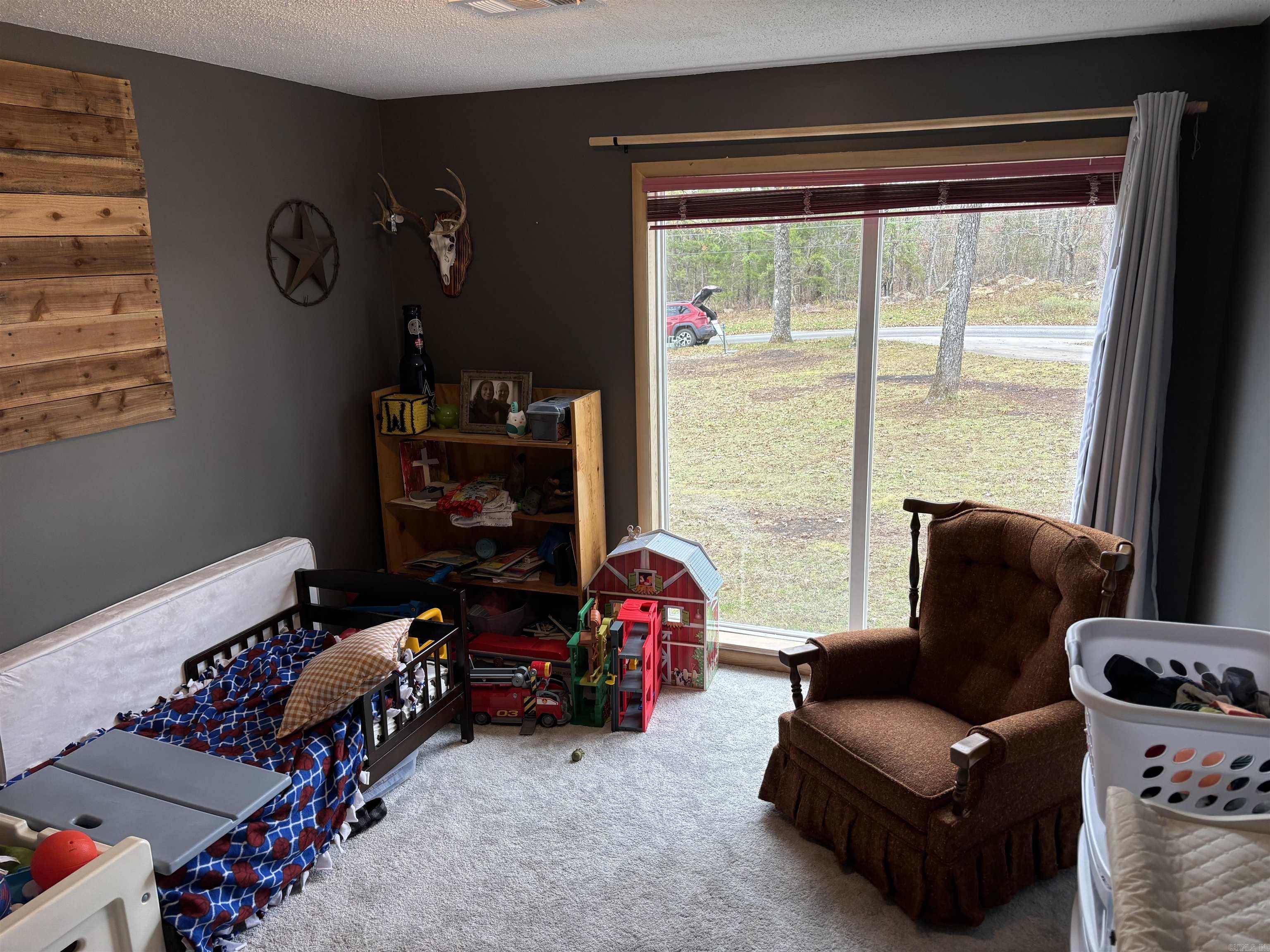 341  Douglas Lane  Clinton, AR
