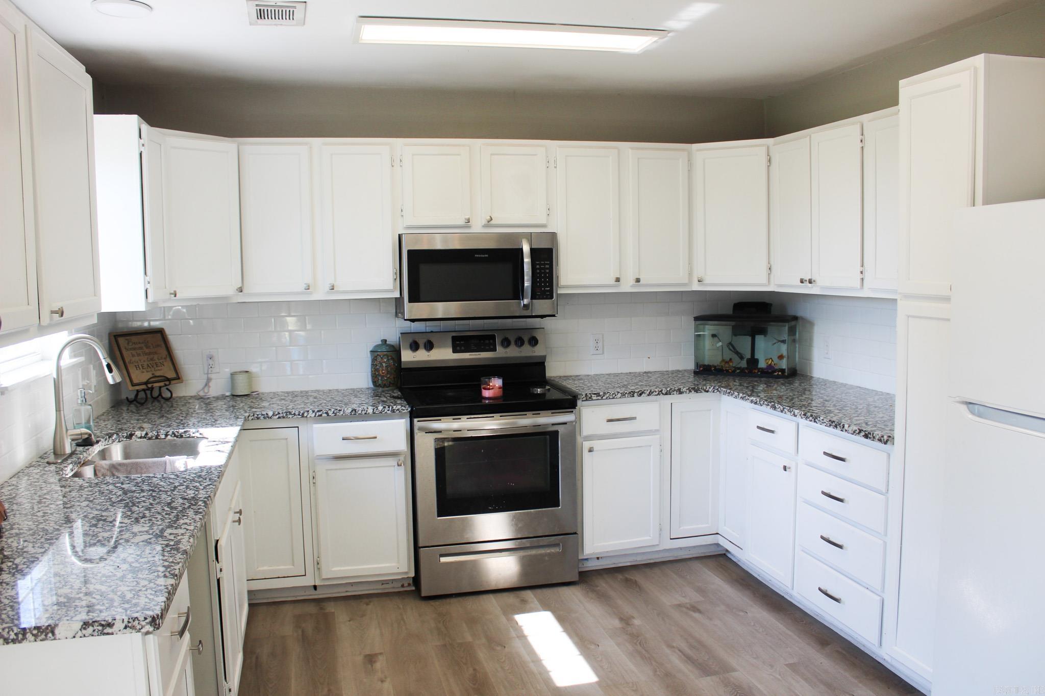 2896  Hwy 16  Searcy, AR