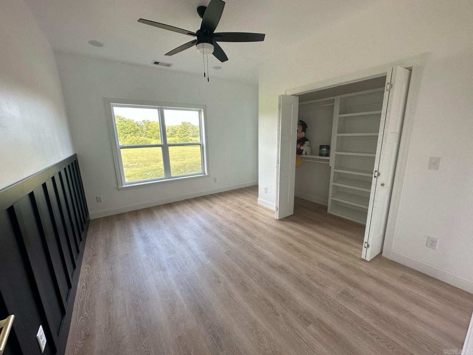 1656  Airport  Mountain View, AR