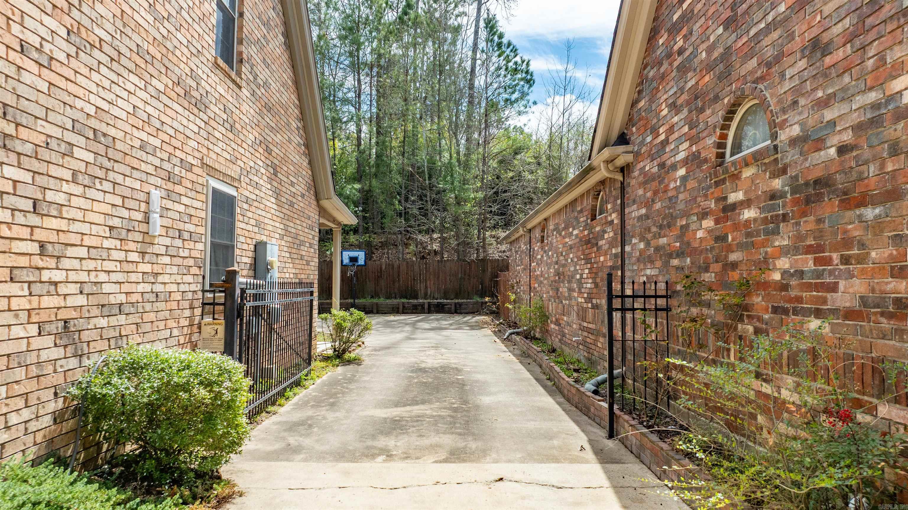 4405 Boardwalk Benton, AR 72019