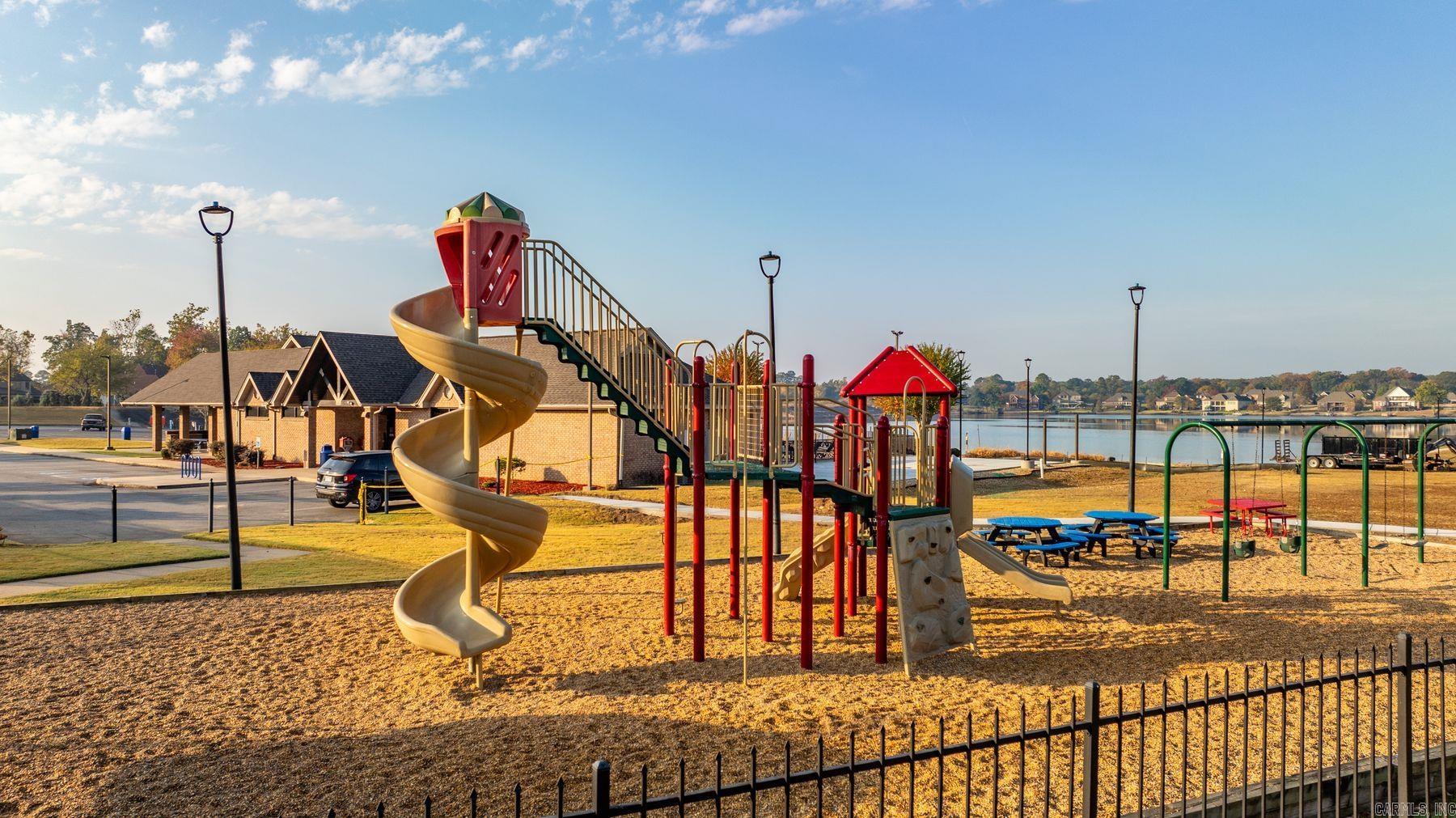 4405 Boardwalk Benton, AR 72019