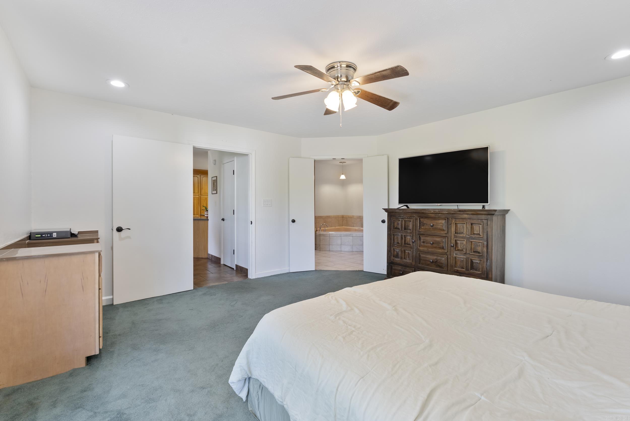 50  Merritt  Greenbrier, AR